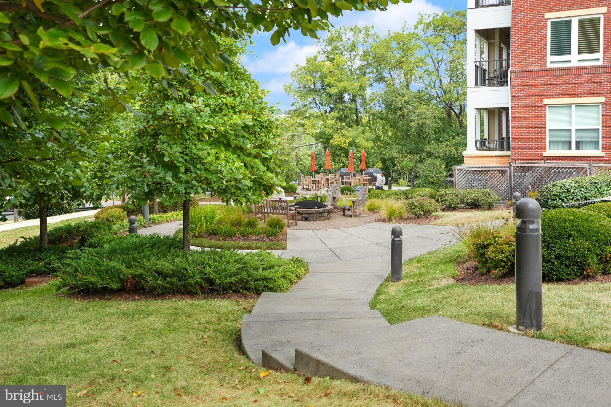 THE ENCLAVE - Residential