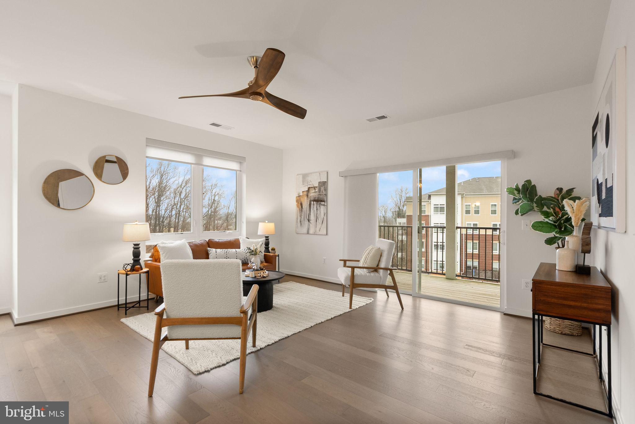 THE ENCLAVE - Residential