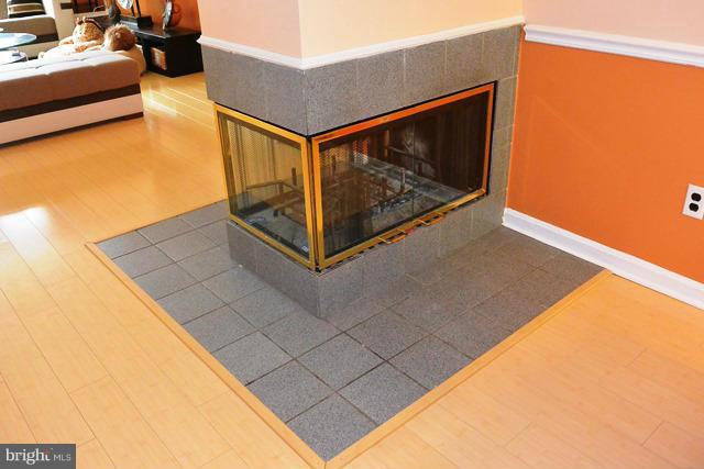 PARADISE / LANDS BAY - Residential