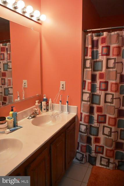 PARADISE / LANDS BAY - Residential