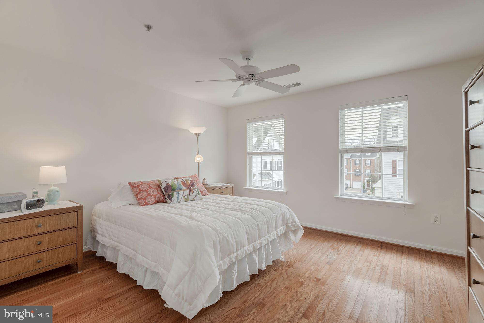 CAMERON STATION - Residential