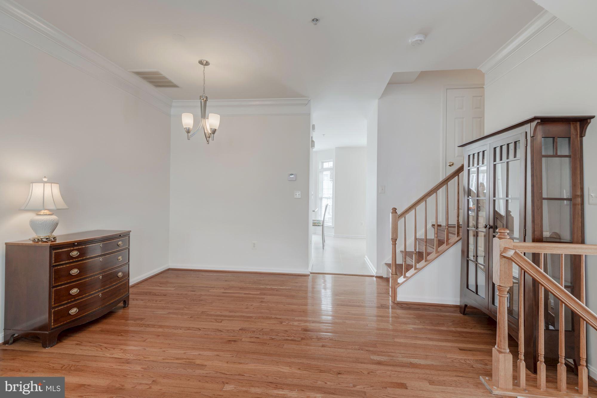 CAMERON STATION - Residential