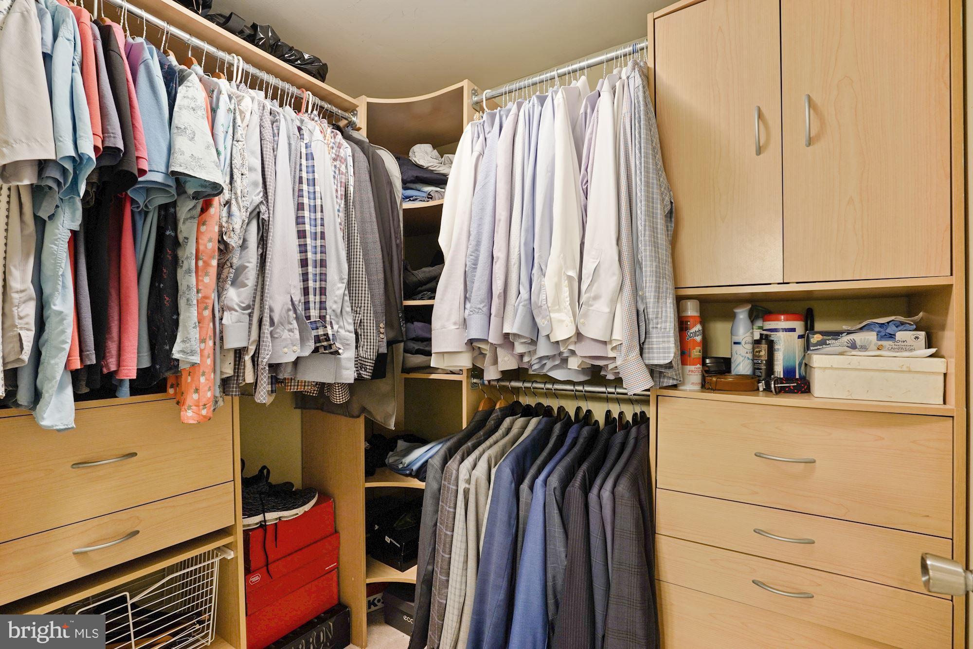 HUNTERS CREEK - Residential