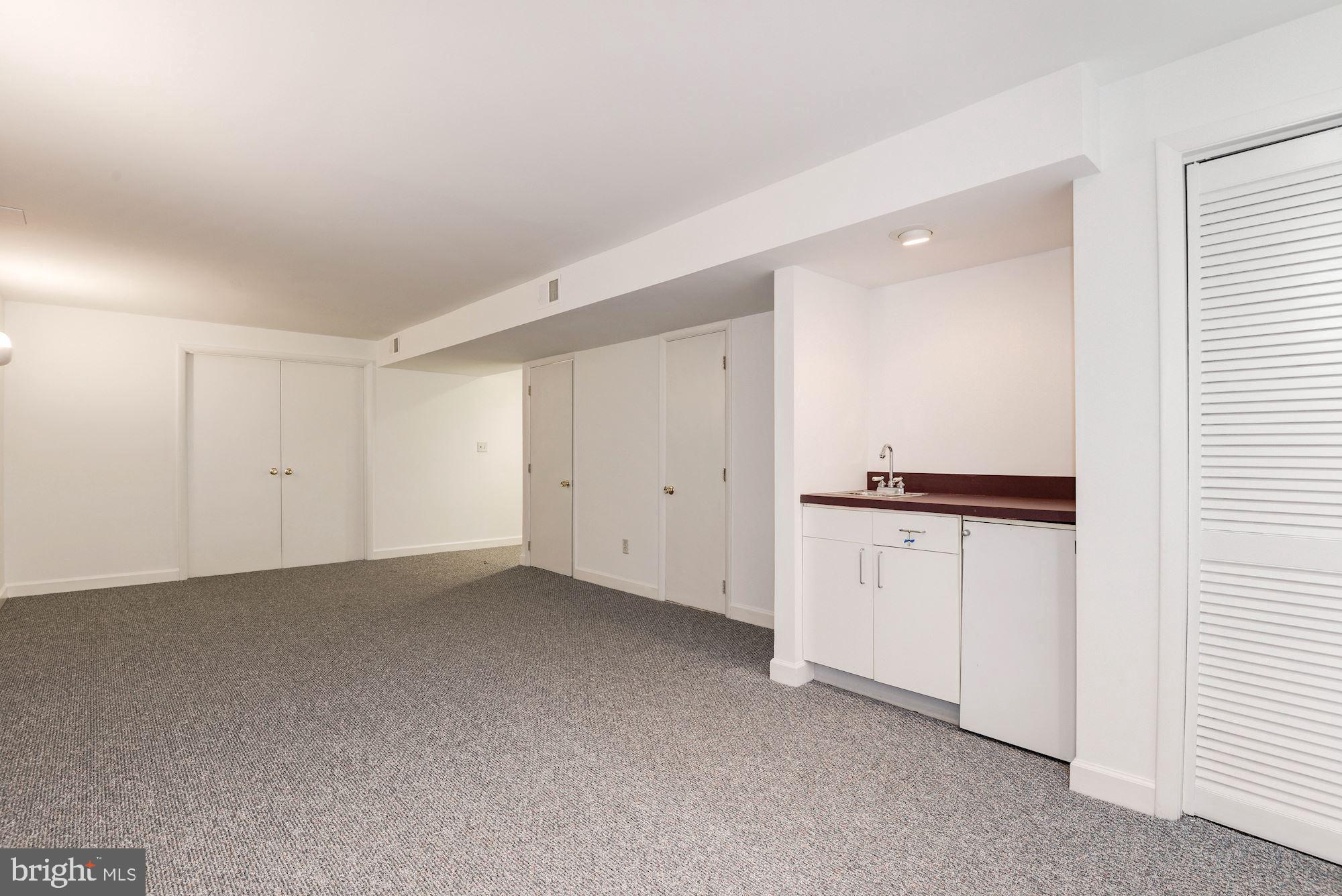 HUNTERS CREEK - Residential