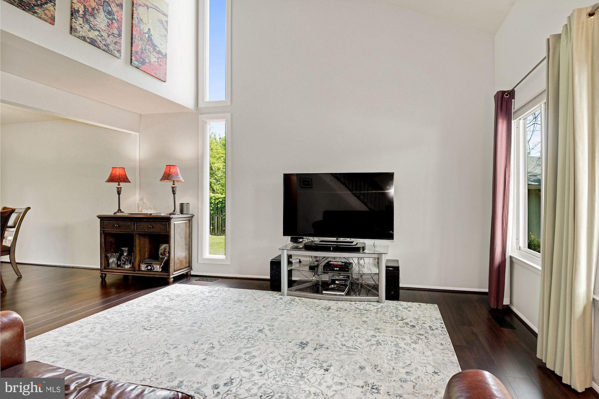 HUNTERS CREEK - Residential