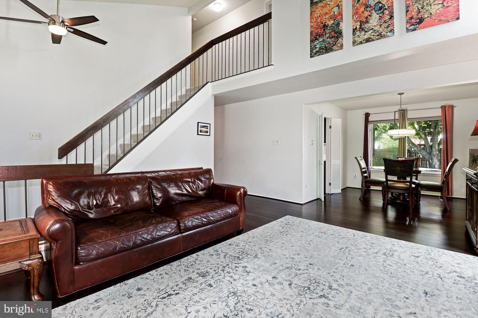 HUNTERS CREEK - Residential