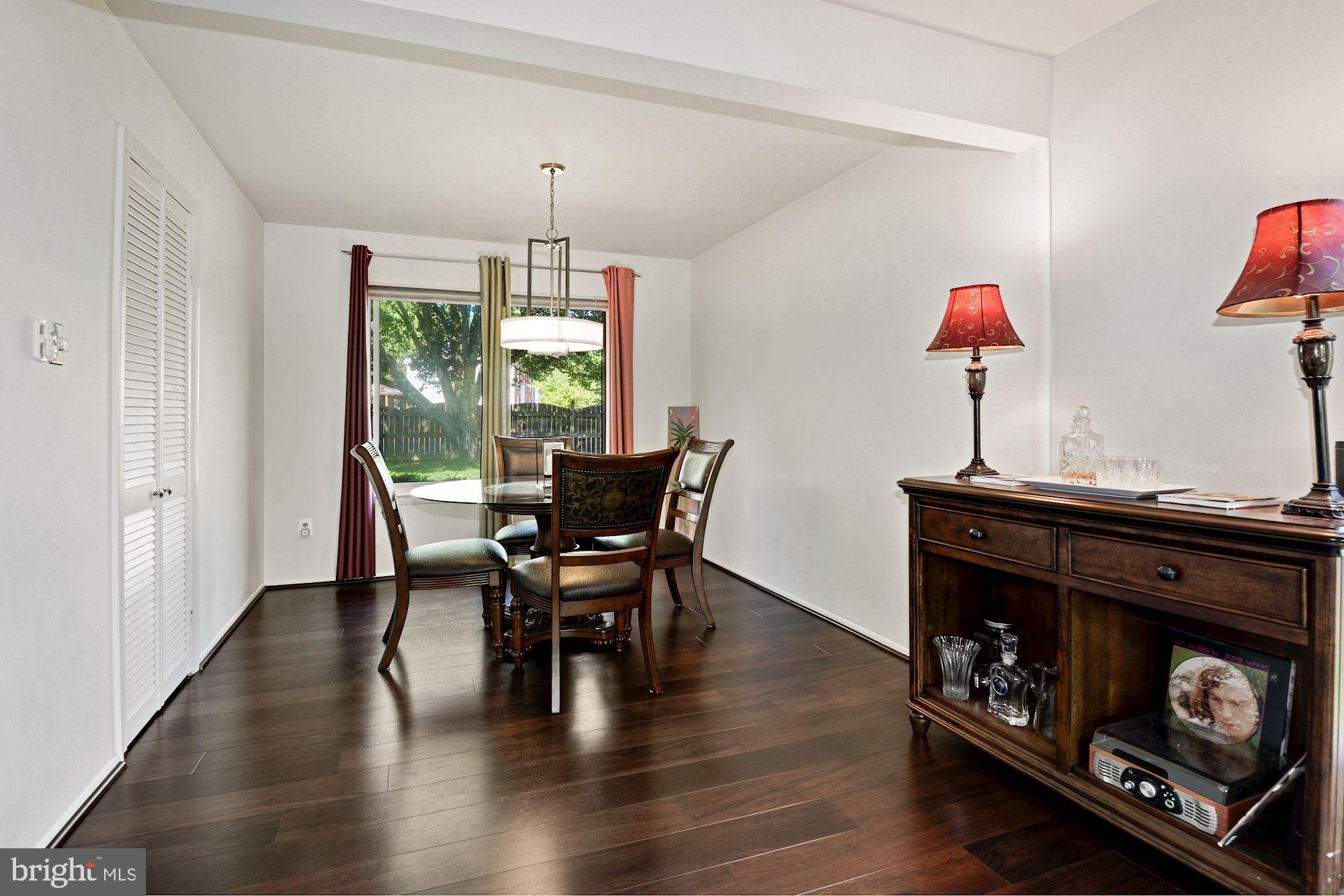 HUNTERS CREEK - Residential