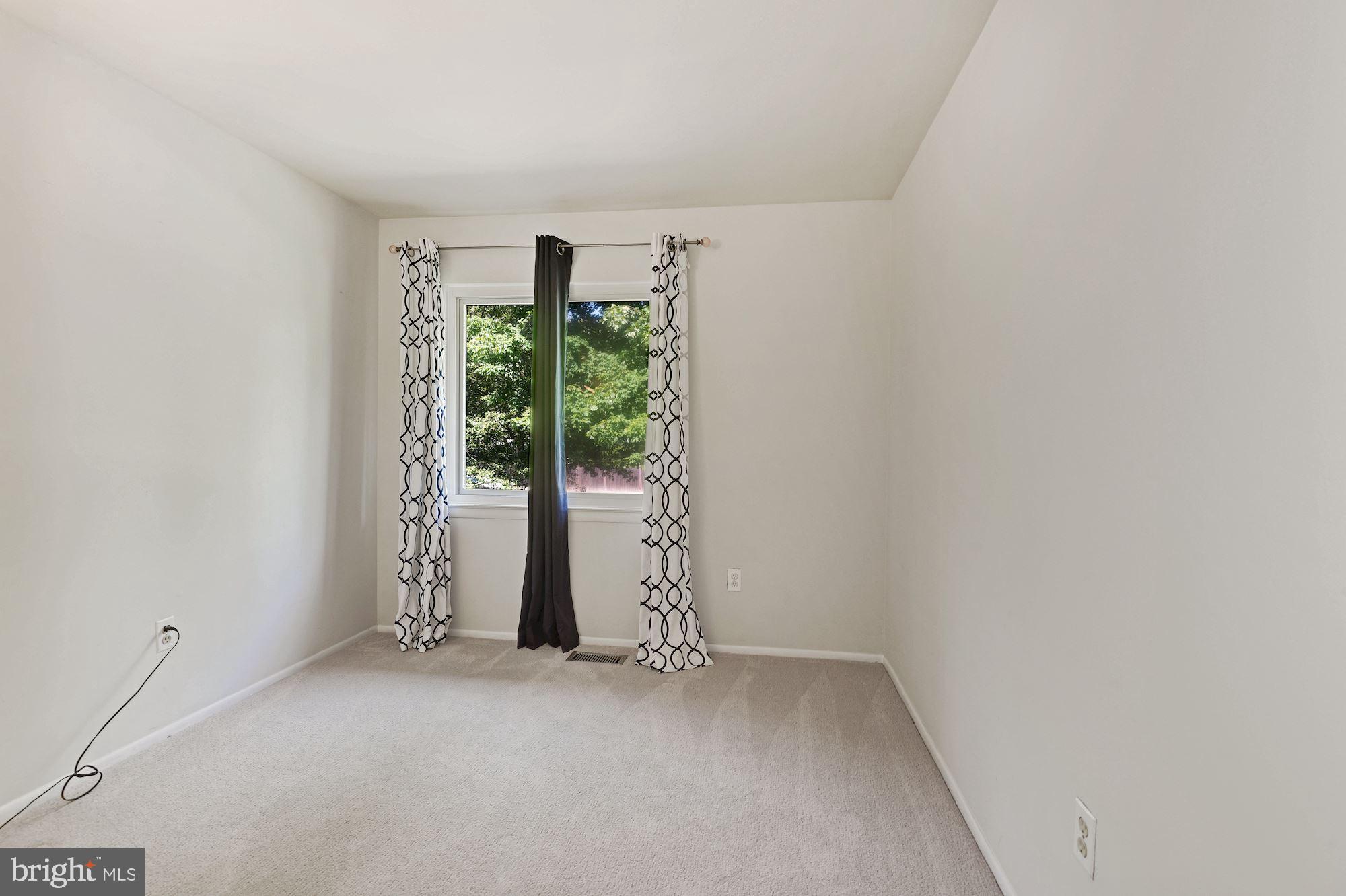 HUNTERS CREEK - Residential