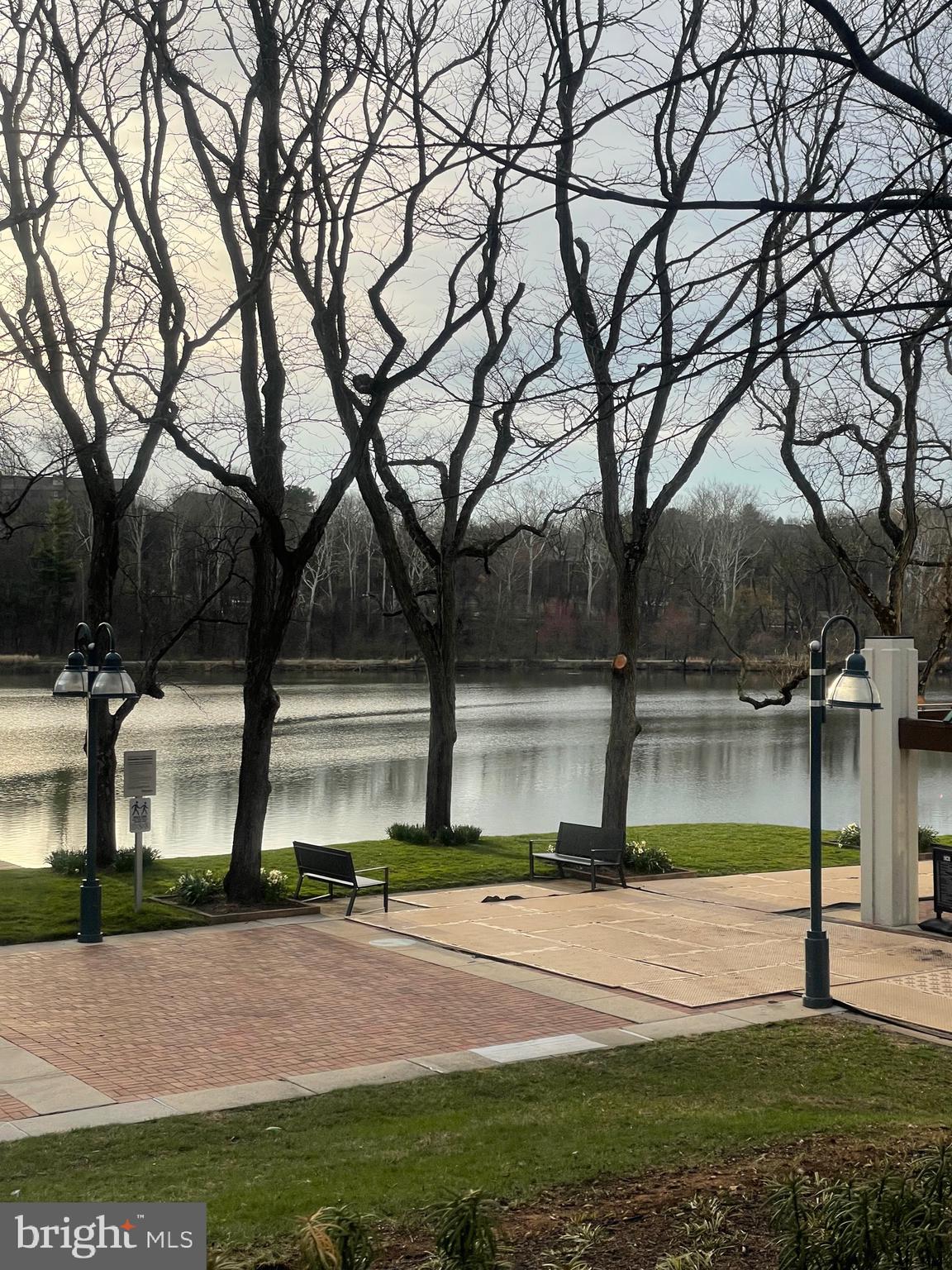 TOWN CENTER - Residential