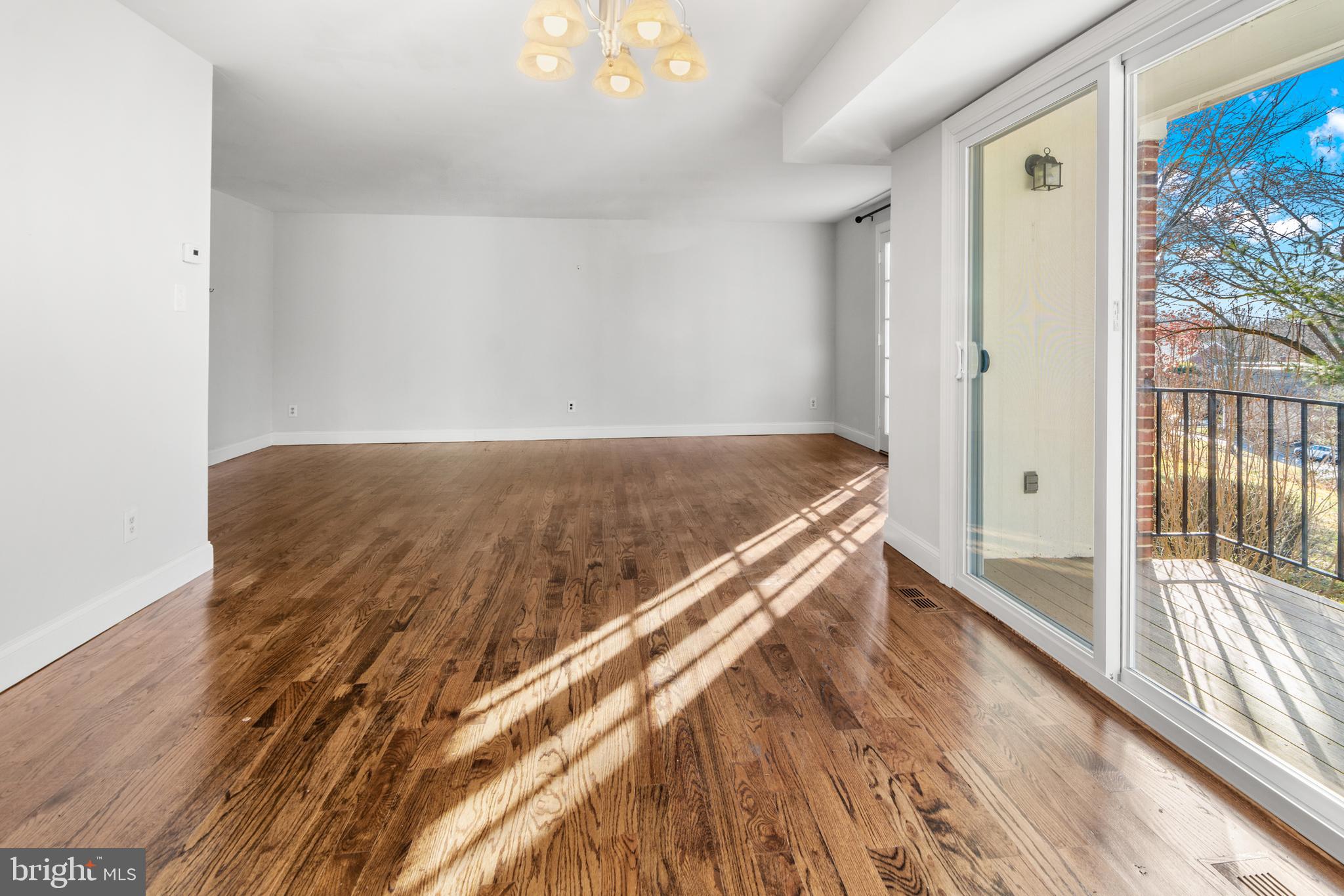 HOMELAND SOUTHWAY - Residential