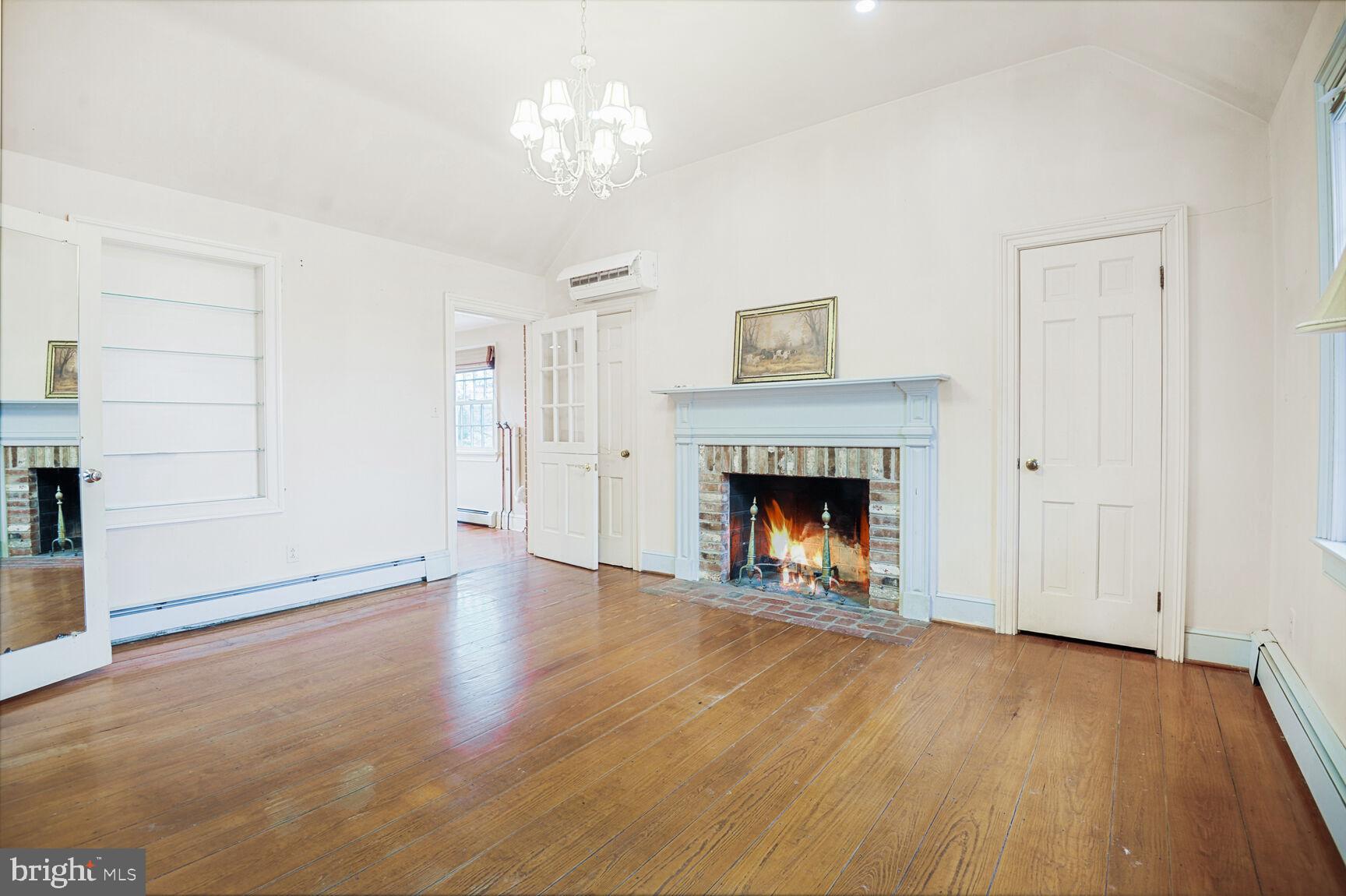 BERRYVILLE - Residential