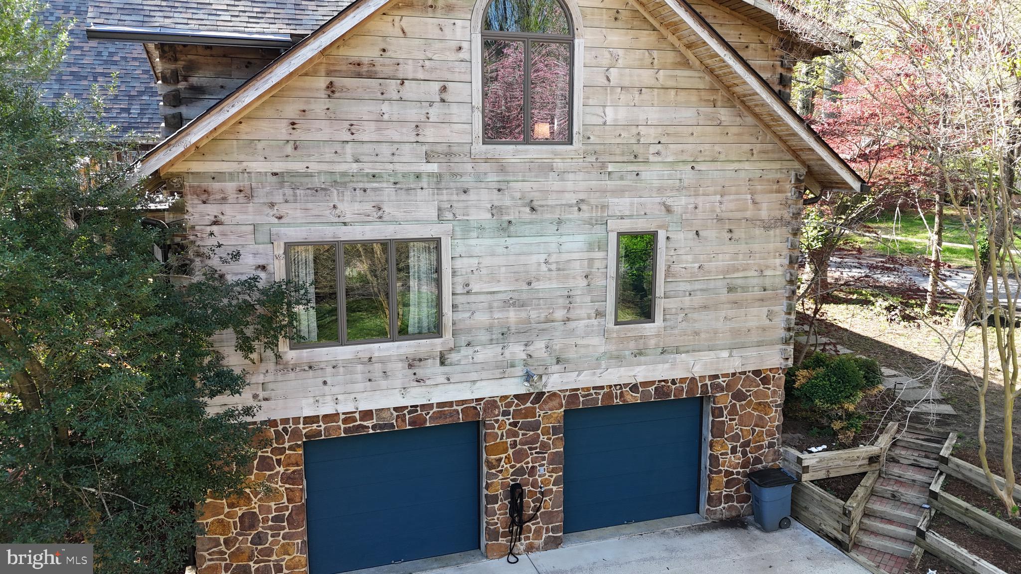 SCIENTISTS CLIFFS - Residential