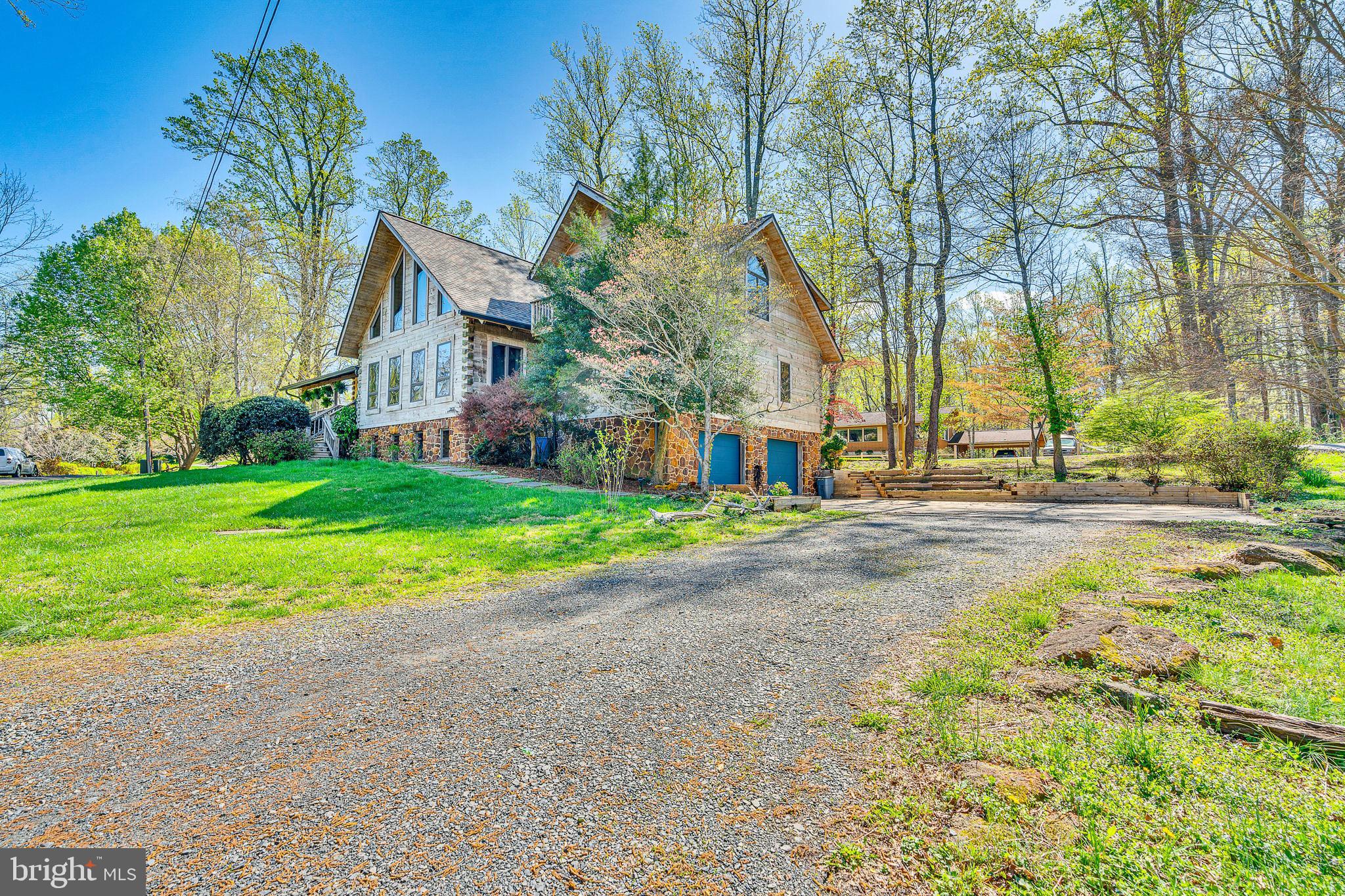 SCIENTISTS CLIFFS - Residential