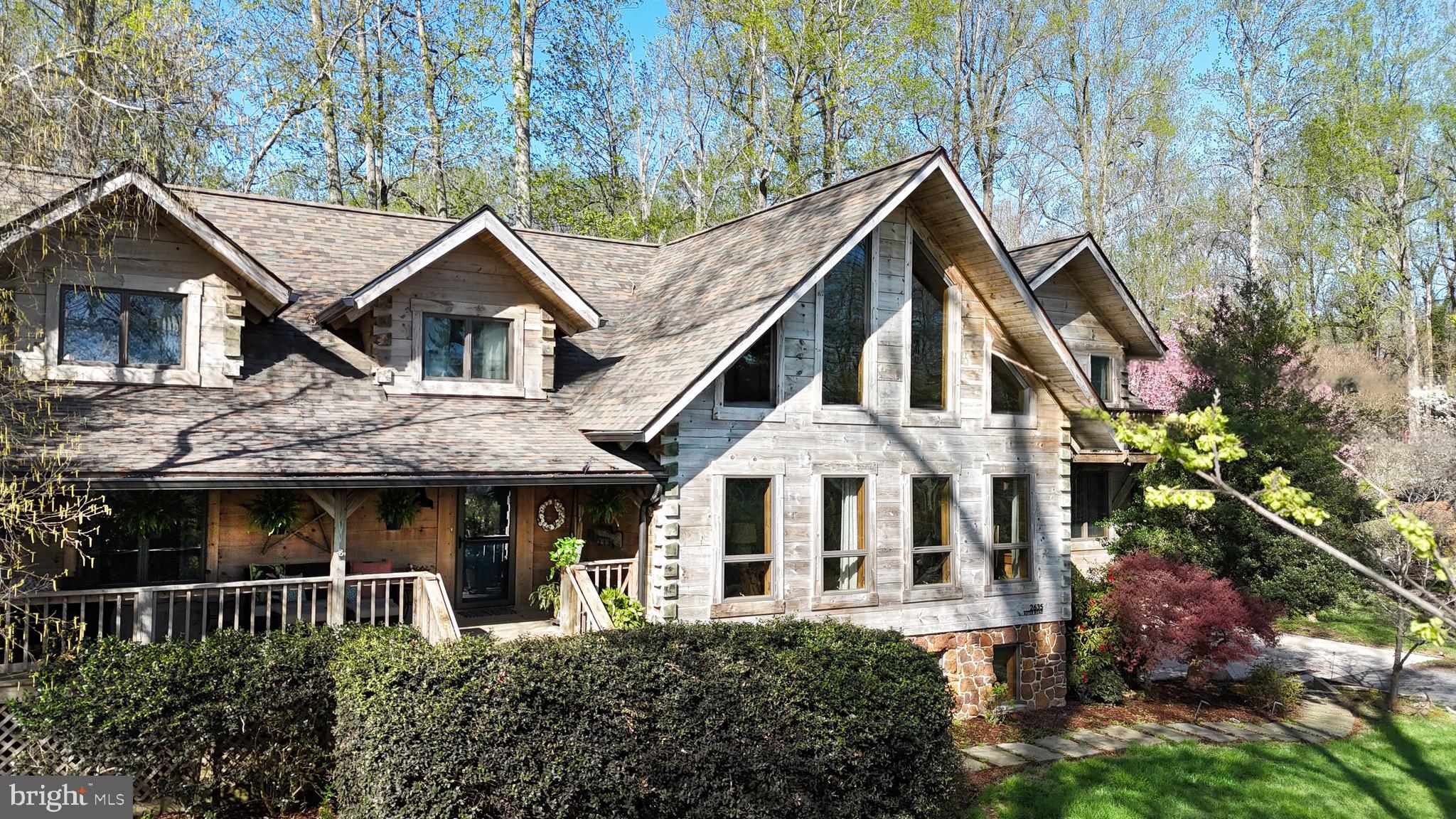 SCIENTISTS CLIFFS - Residential