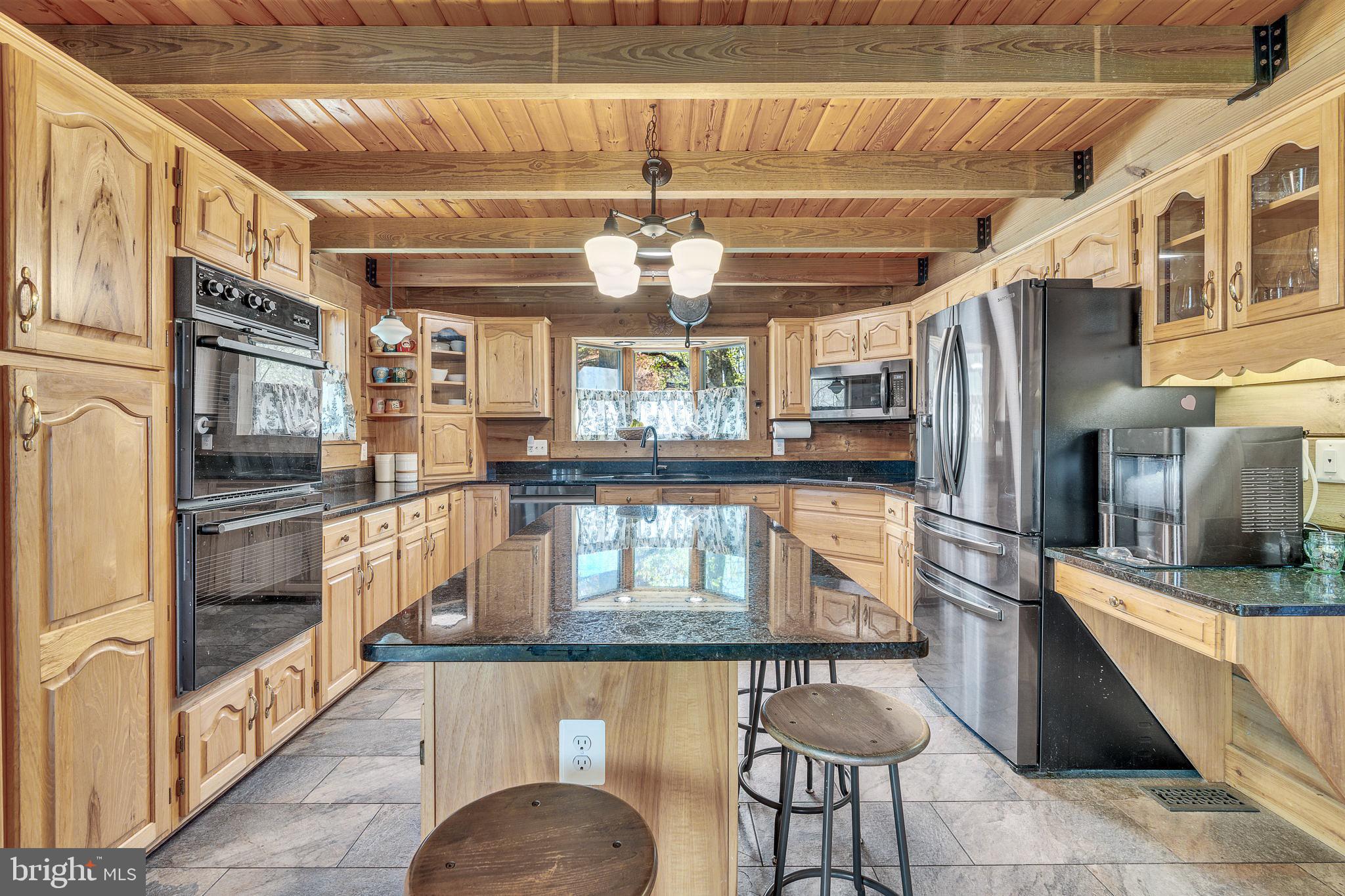 SCIENTISTS CLIFFS - Residential