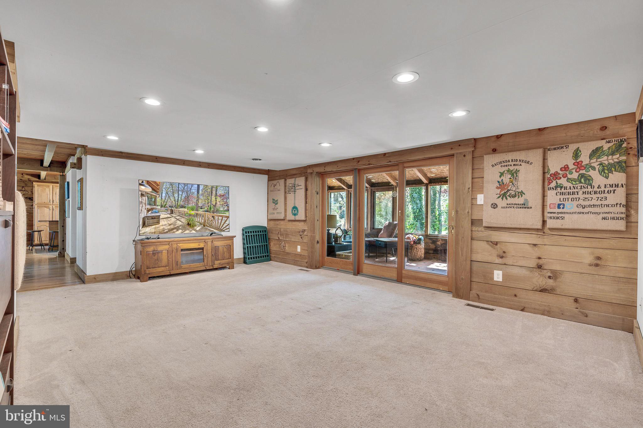 SCIENTISTS CLIFFS - Residential