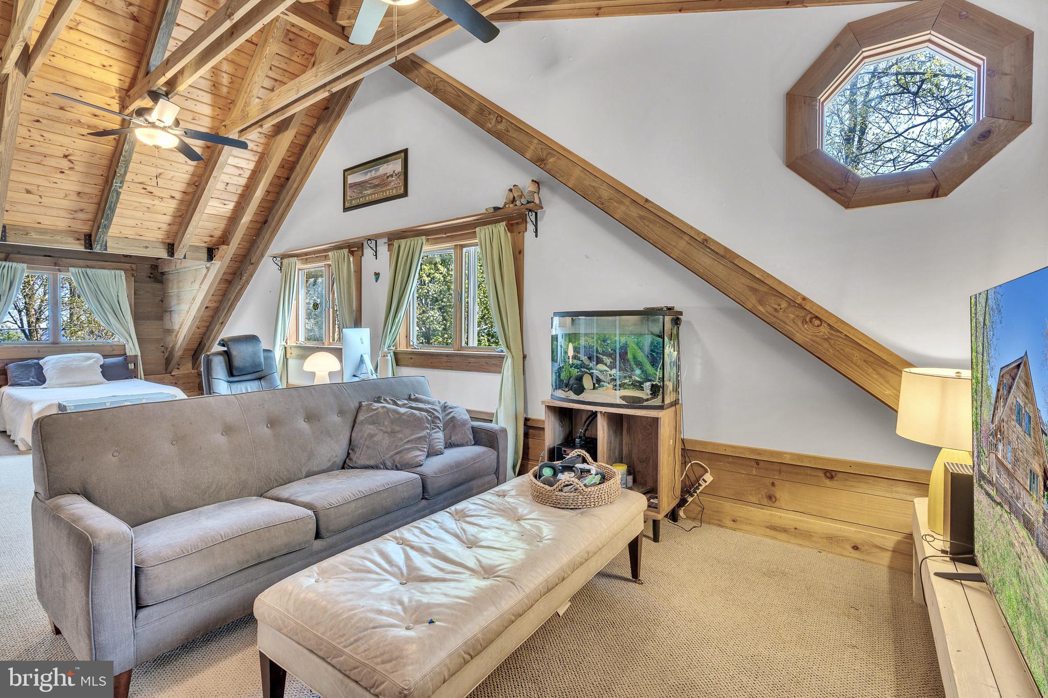 SCIENTISTS CLIFFS - Residential