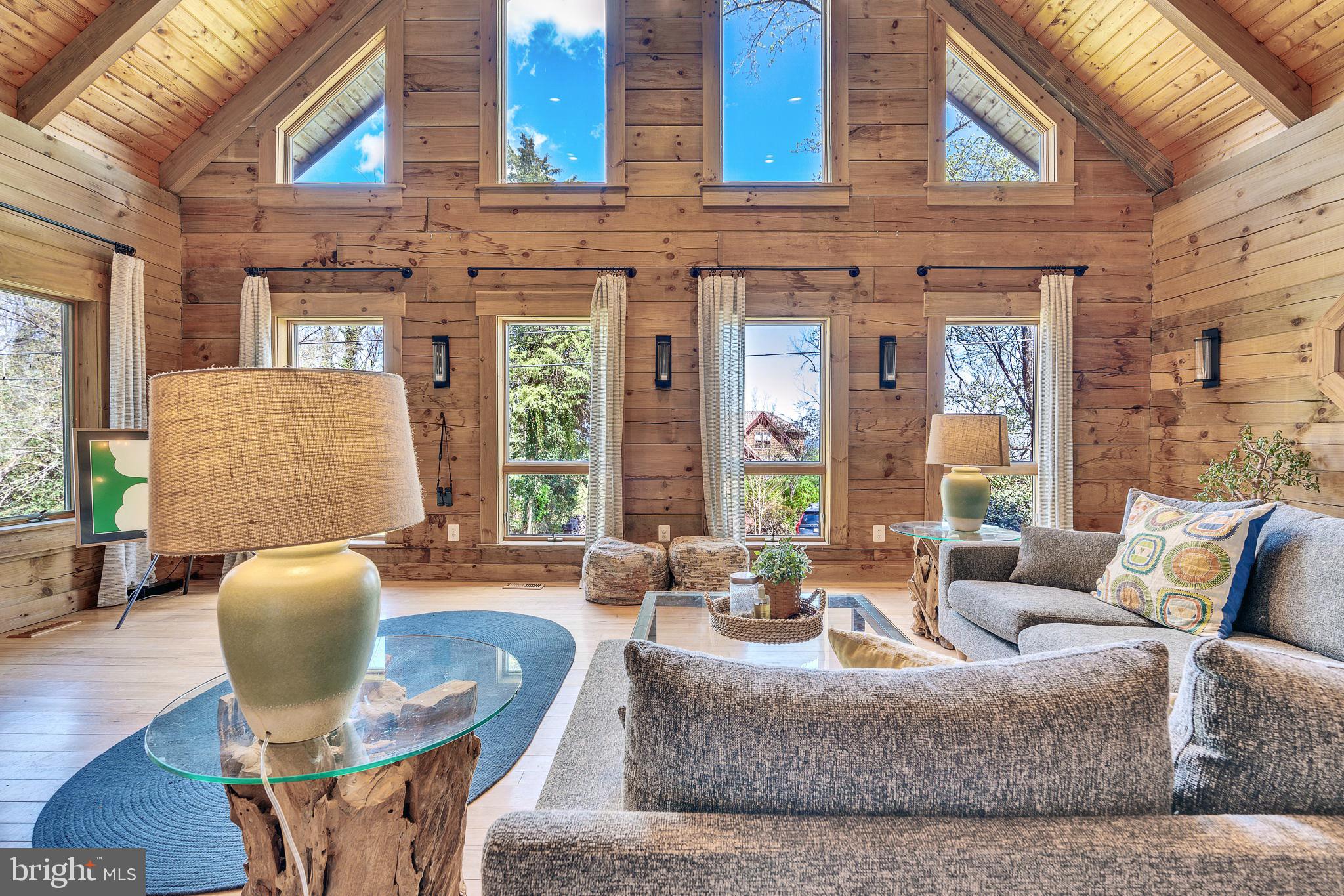 SCIENTISTS CLIFFS - Residential