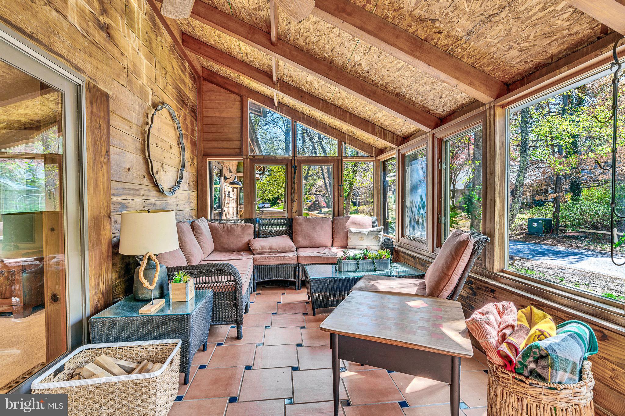 SCIENTISTS CLIFFS - Residential