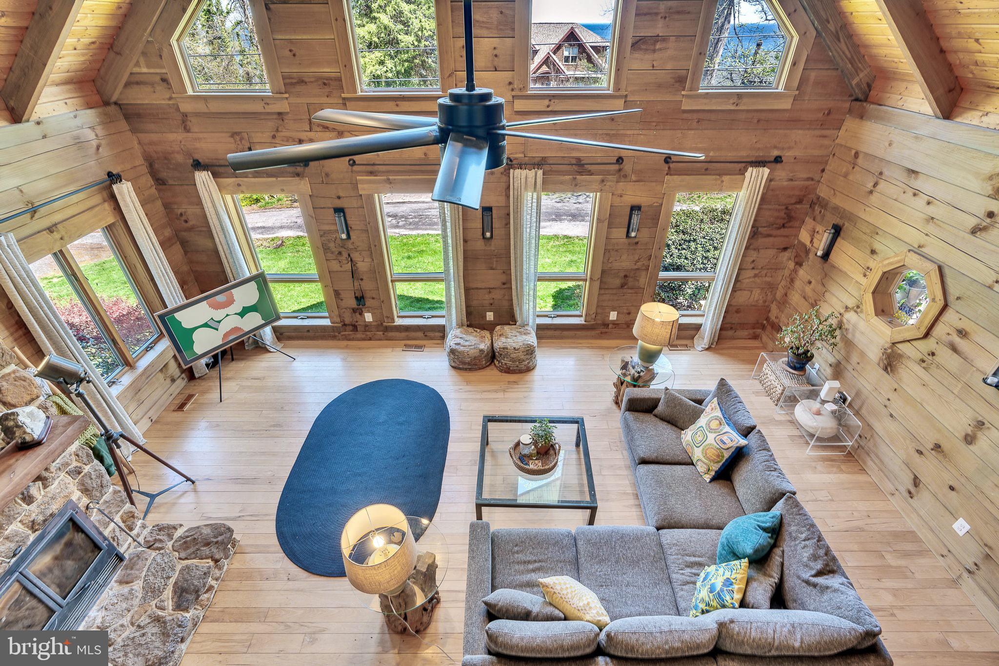 SCIENTISTS CLIFFS - Residential