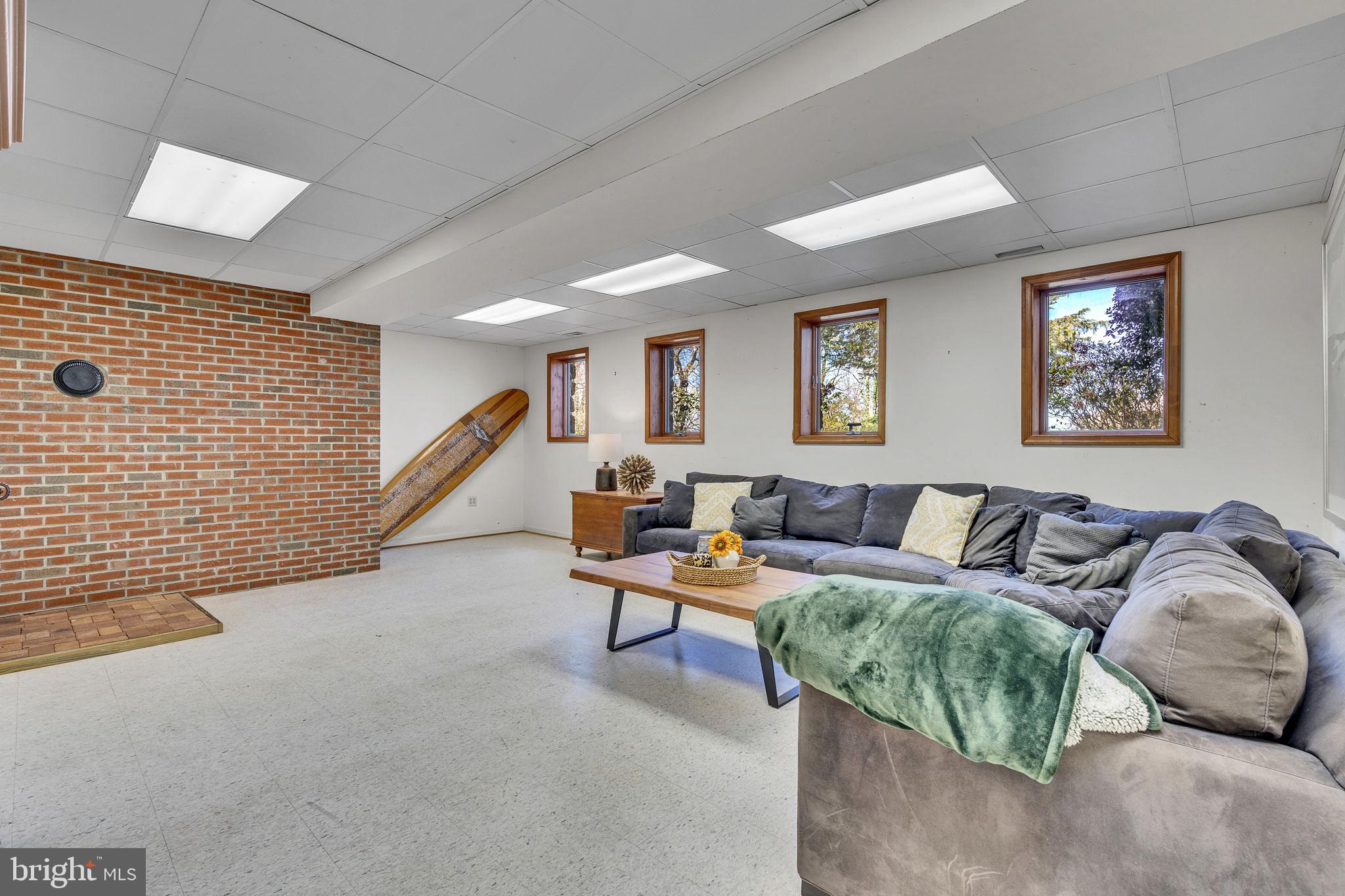 SCIENTISTS CLIFFS - Residential