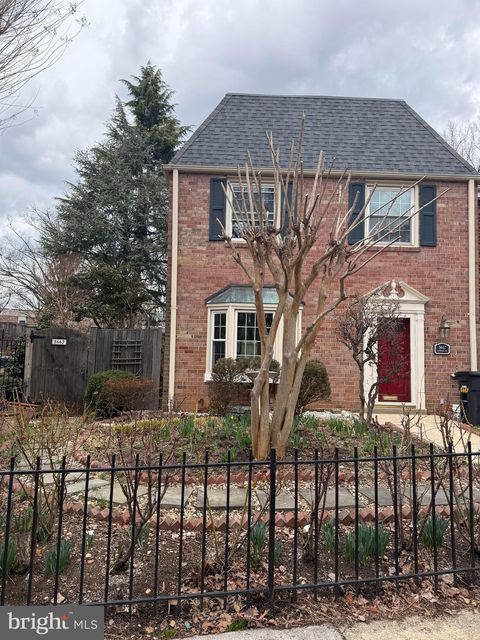 Photo of 5667 Rayburn Avenue, ALEXANDRIA, VA 22311 (MLS # VAAX2053840)