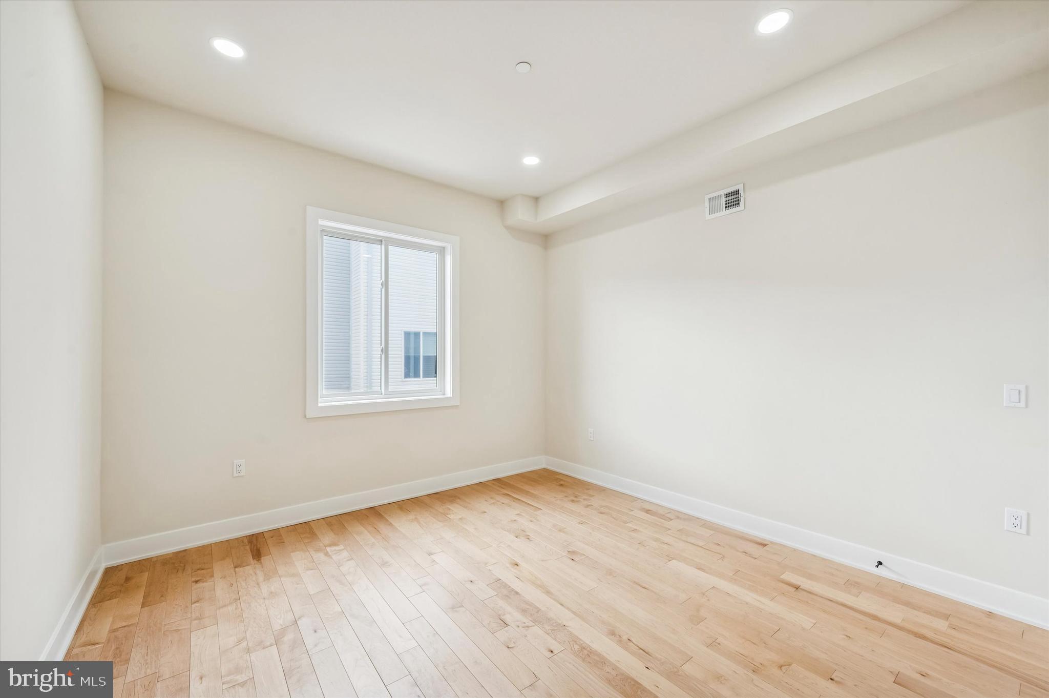 EAST PASSYUNK CROSSING - Residential