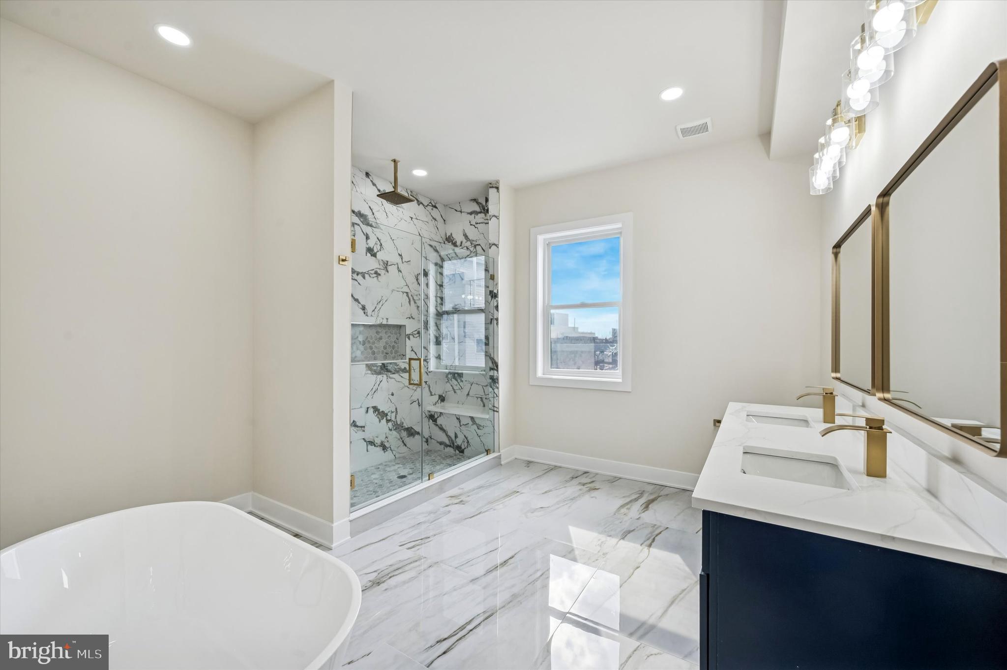 EAST PASSYUNK CROSSING - Residential