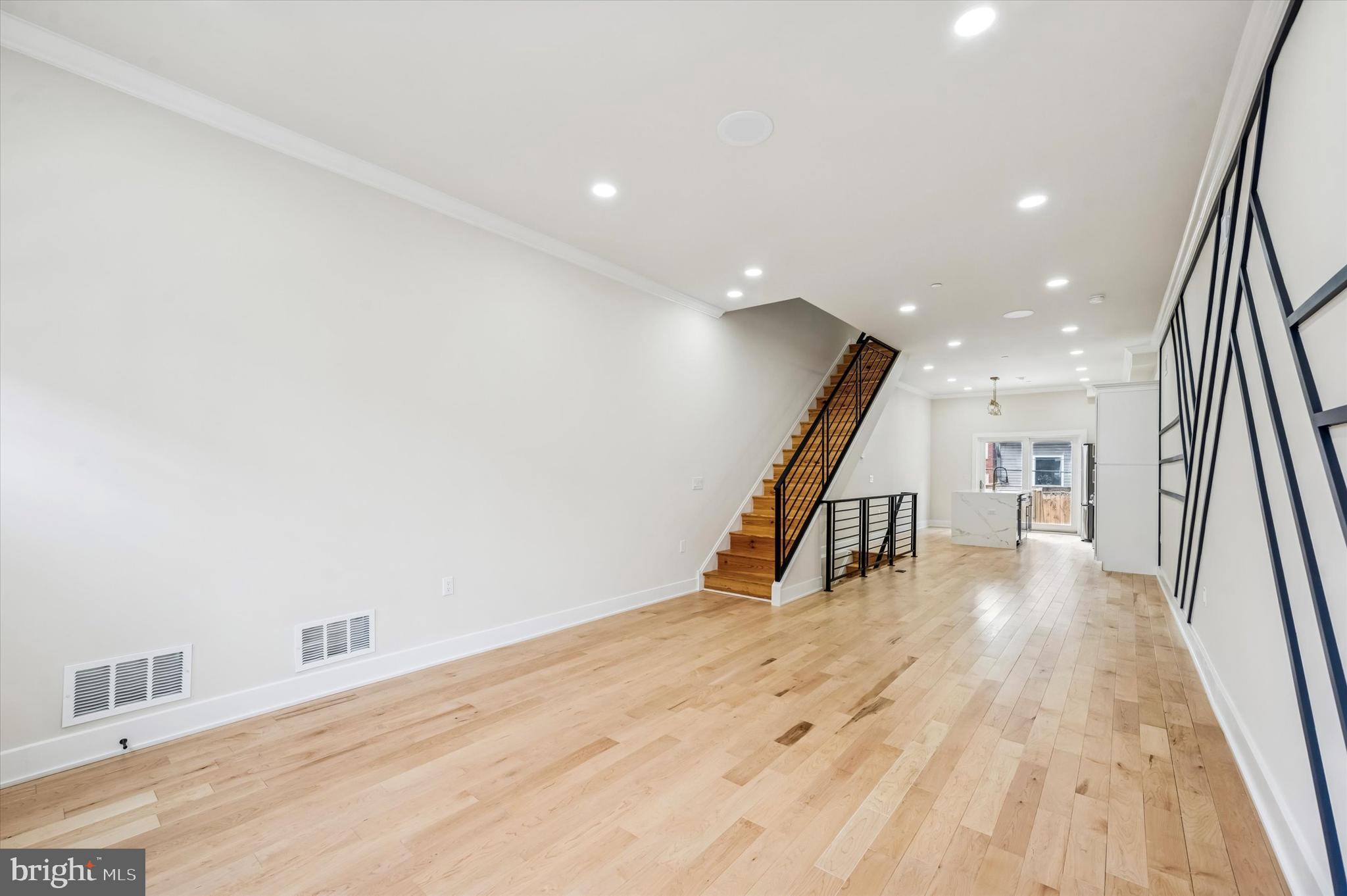 EAST PASSYUNK CROSSING - Residential