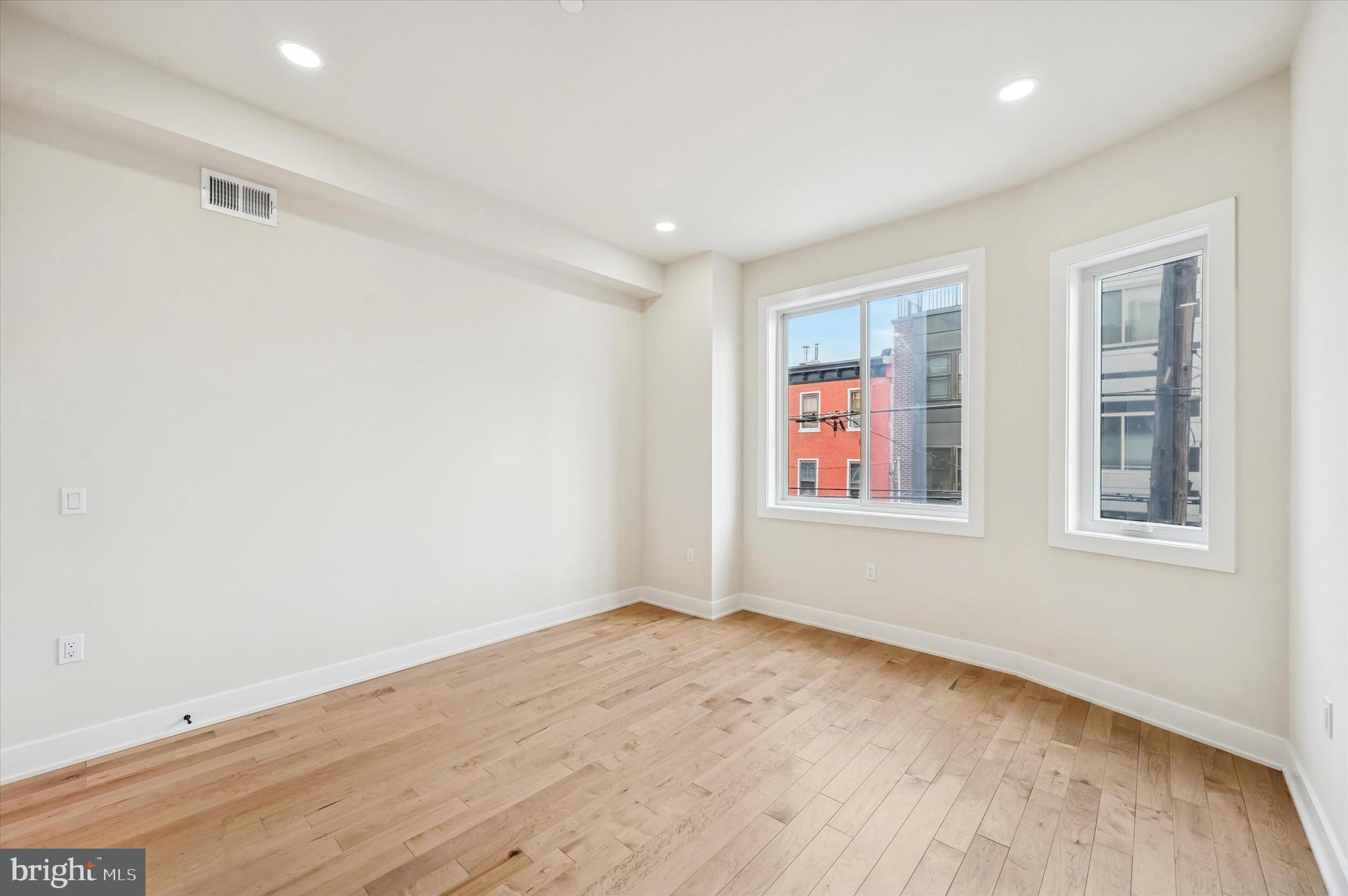 EAST PASSYUNK CROSSING - Residential