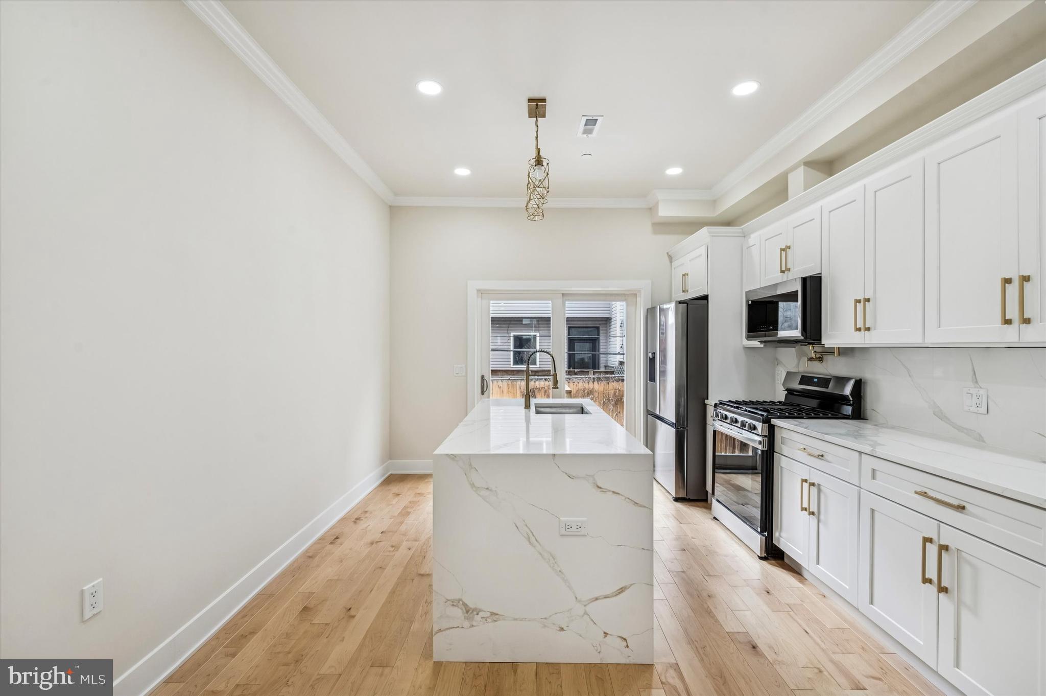 EAST PASSYUNK CROSSING - Residential