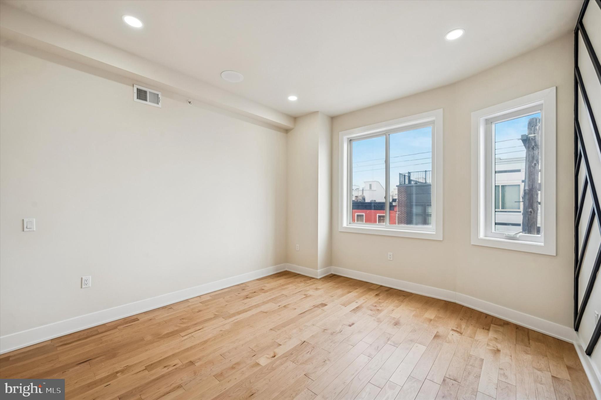 EAST PASSYUNK CROSSING - Residential