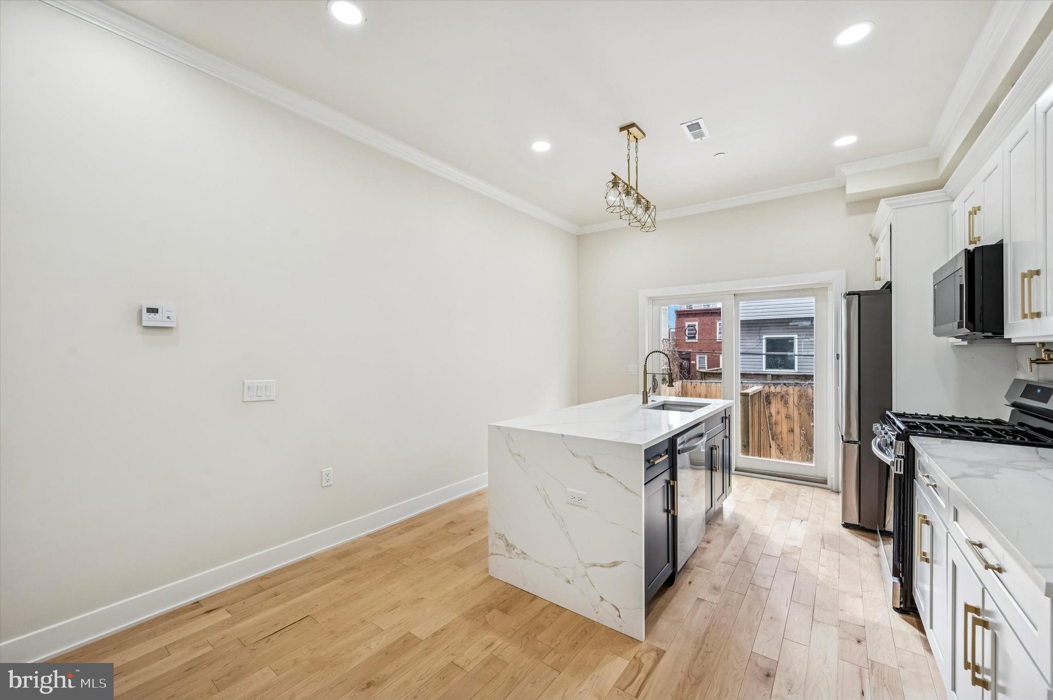 EAST PASSYUNK CROSSING - Residential