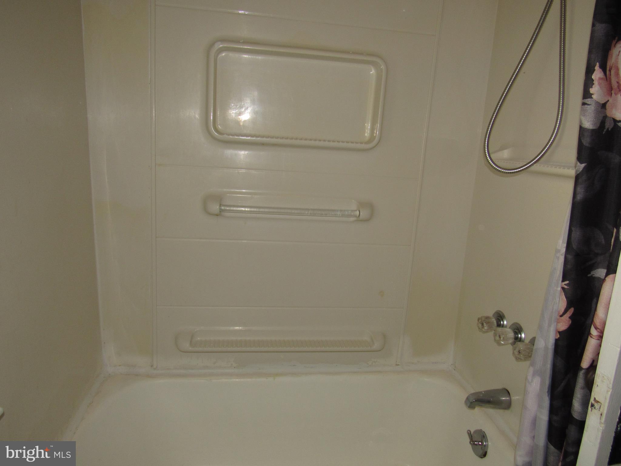 NORTH CHESAPEAKE BEACH - Residential