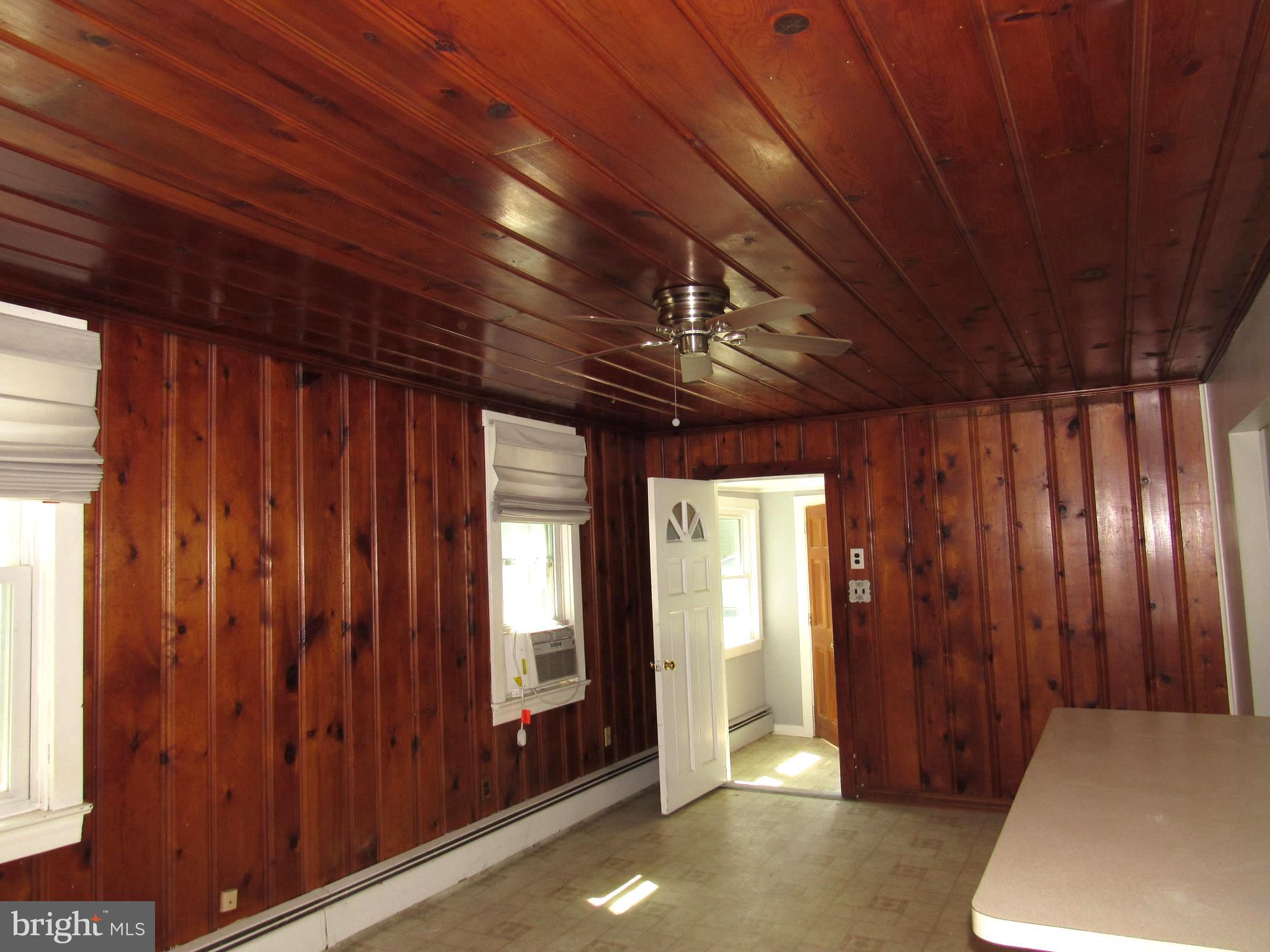 NORTH CHESAPEAKE BEACH - Residential