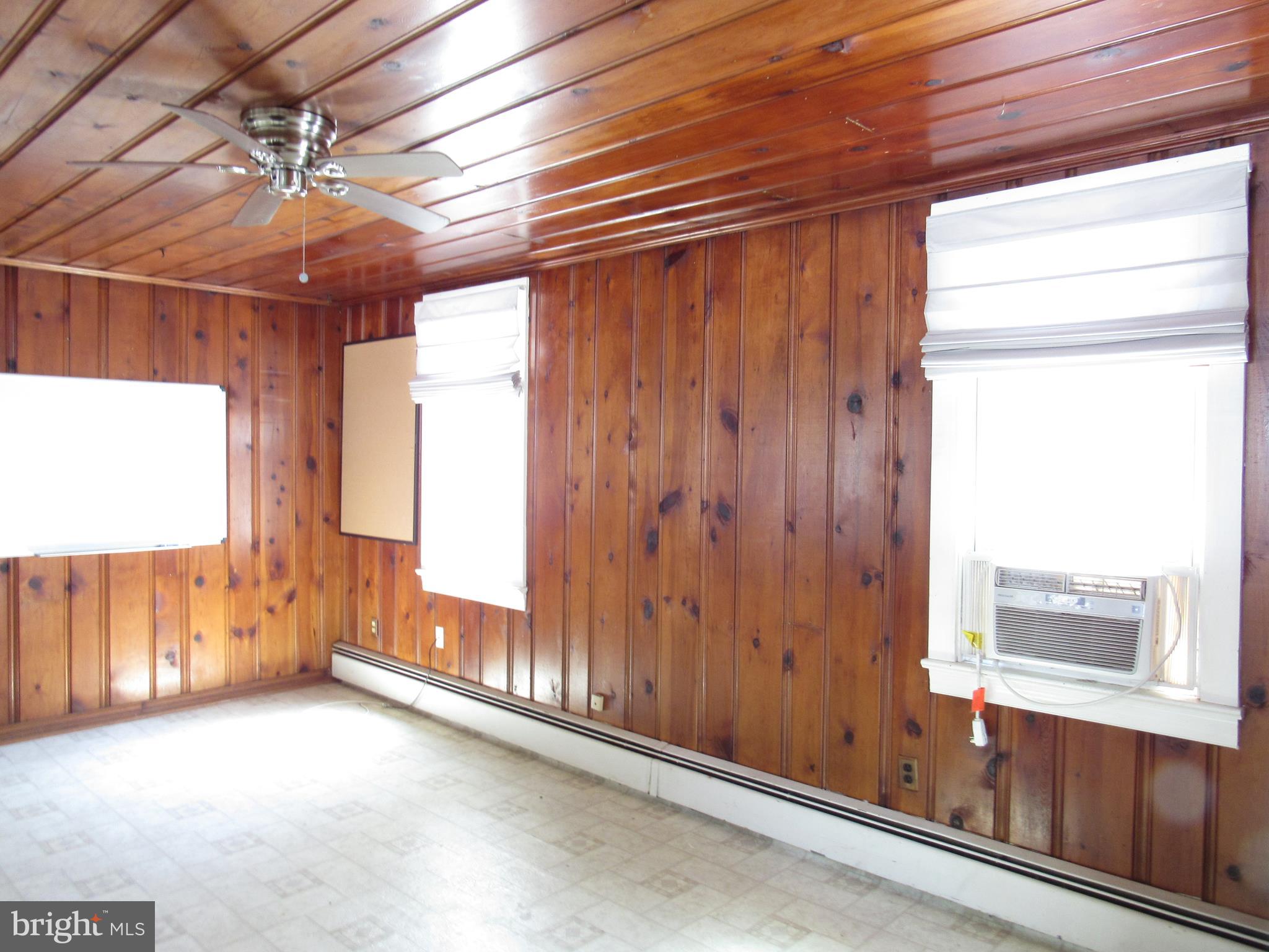 NORTH CHESAPEAKE BEACH - Residential