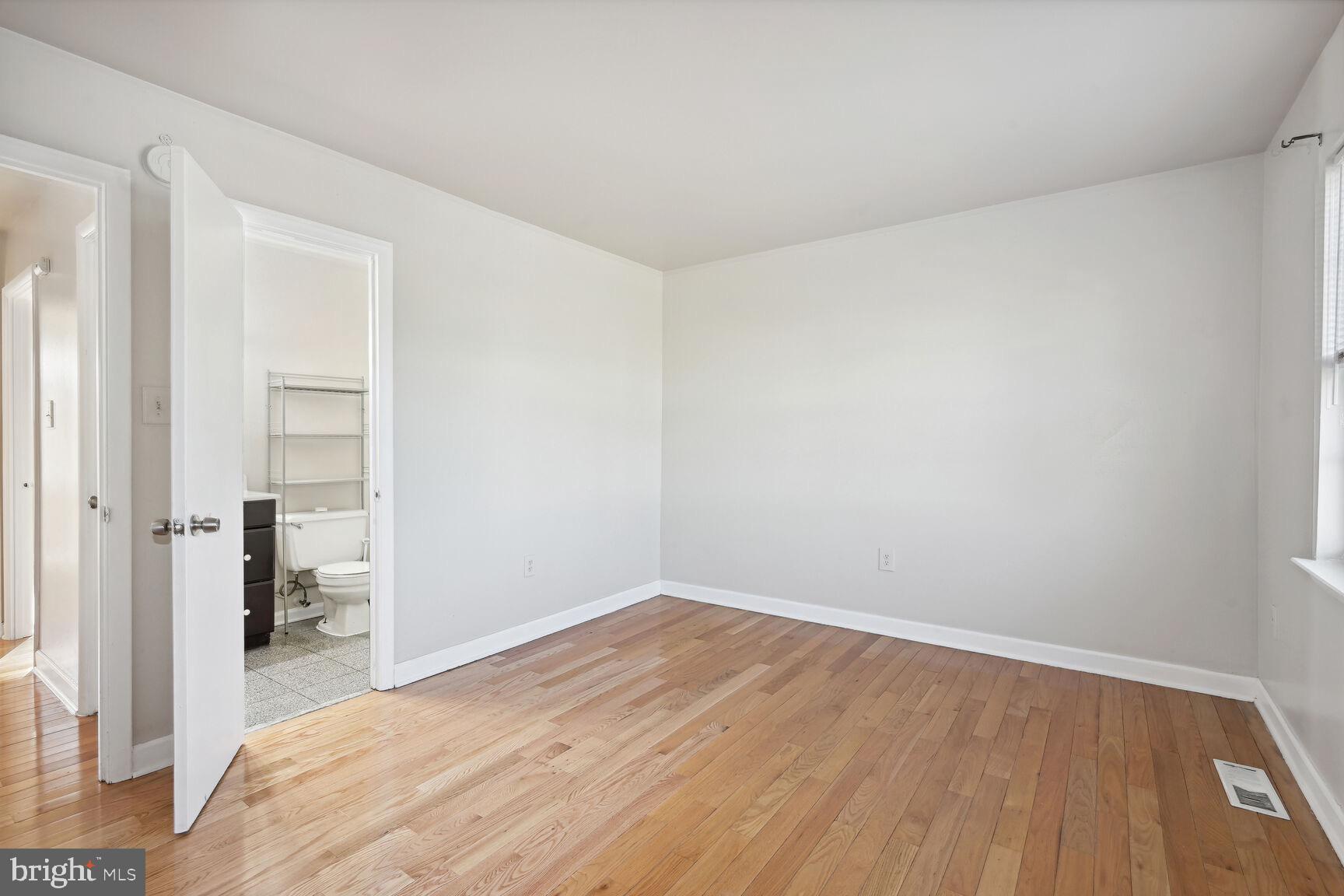 FLOWER HILL - Residential Lease