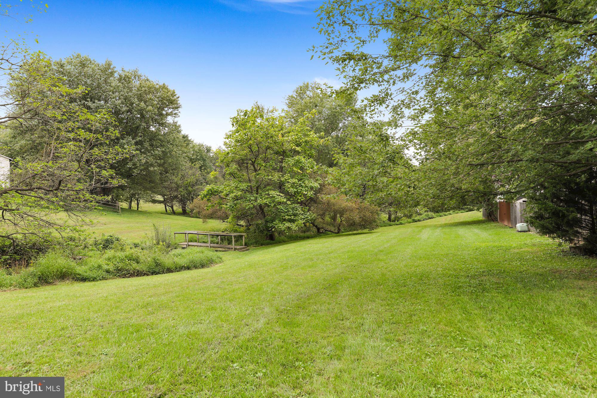 FLOWER HILL - Residential Lease