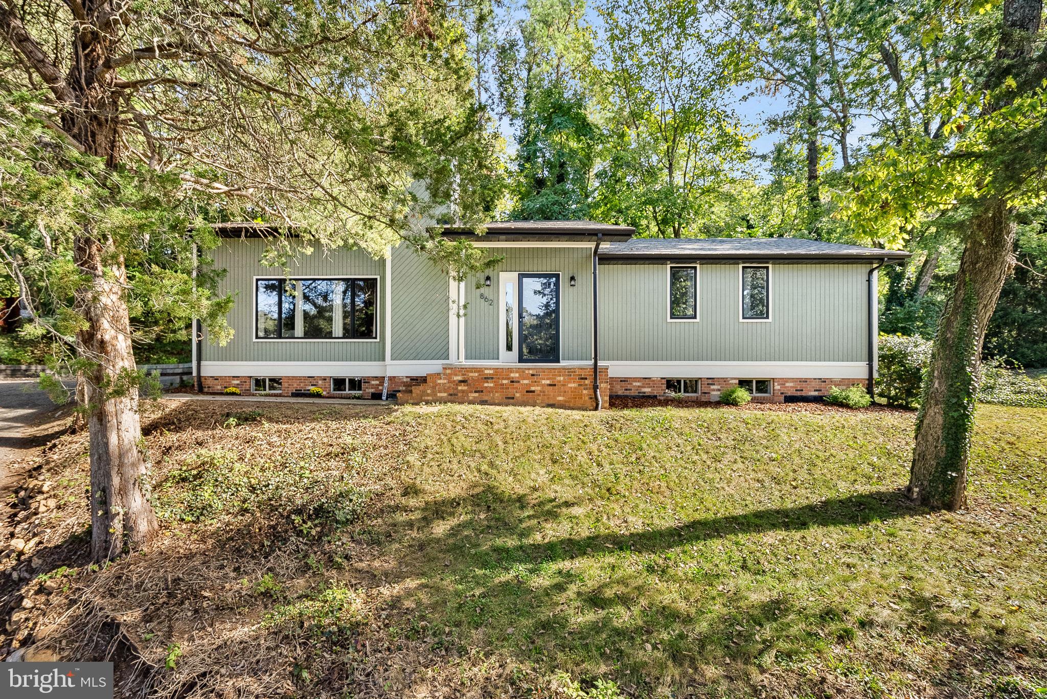 MADISON HEIGHTS - Residential