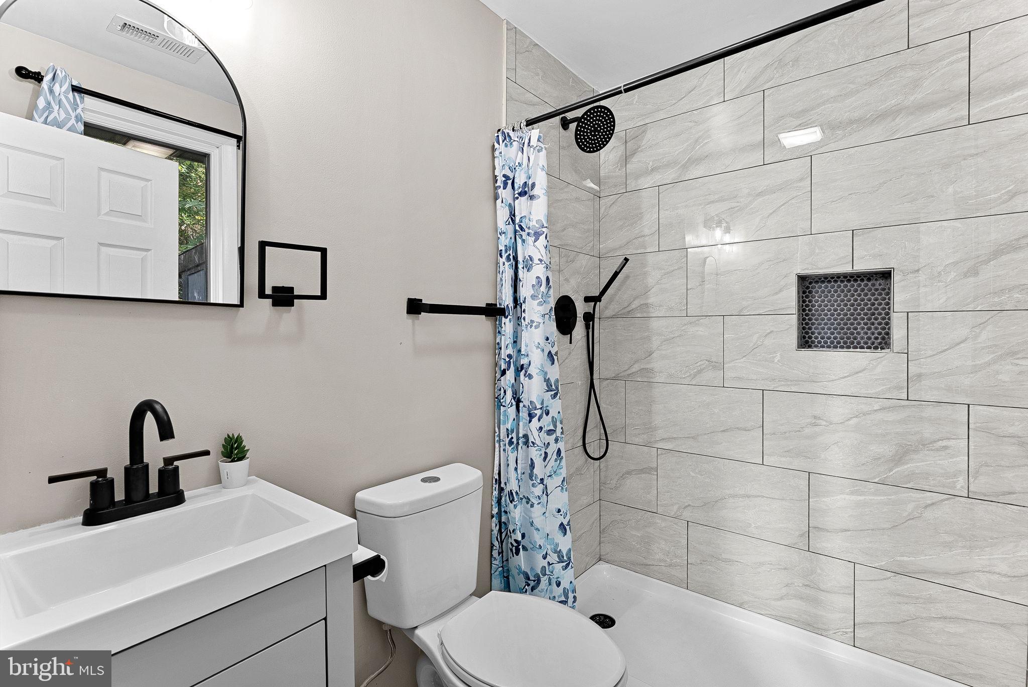 MADISON HEIGHTS - Residential