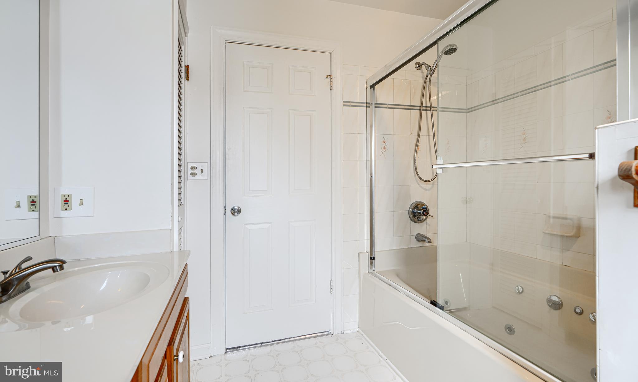 PARKVILLE - Residential