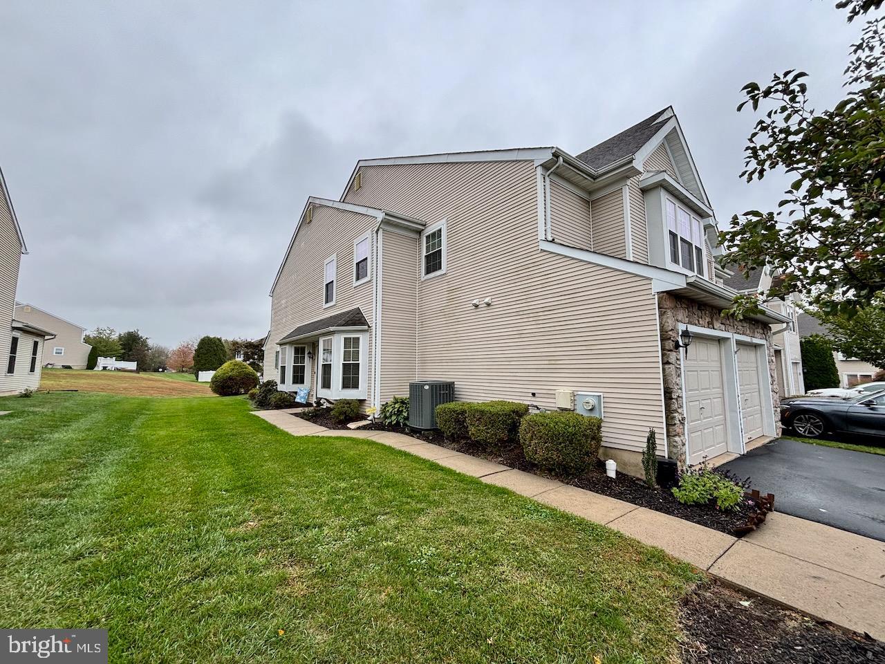 83 CYPRESS PLACE