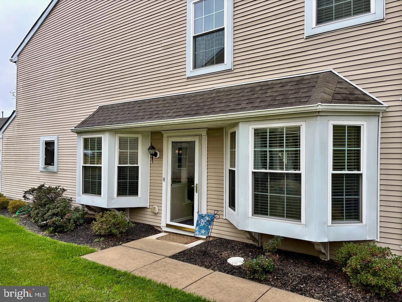 83 CYPRESS PLACE