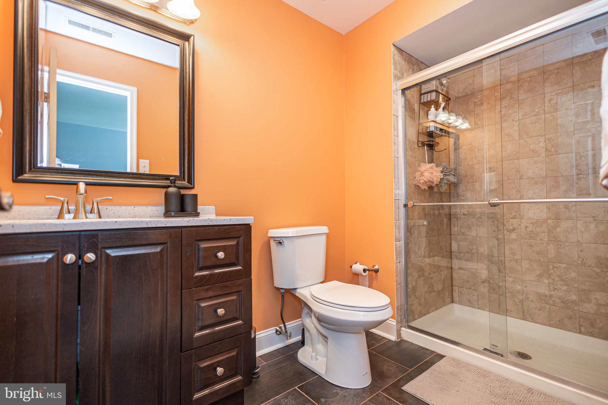 ROSE HOLLOW - Residential