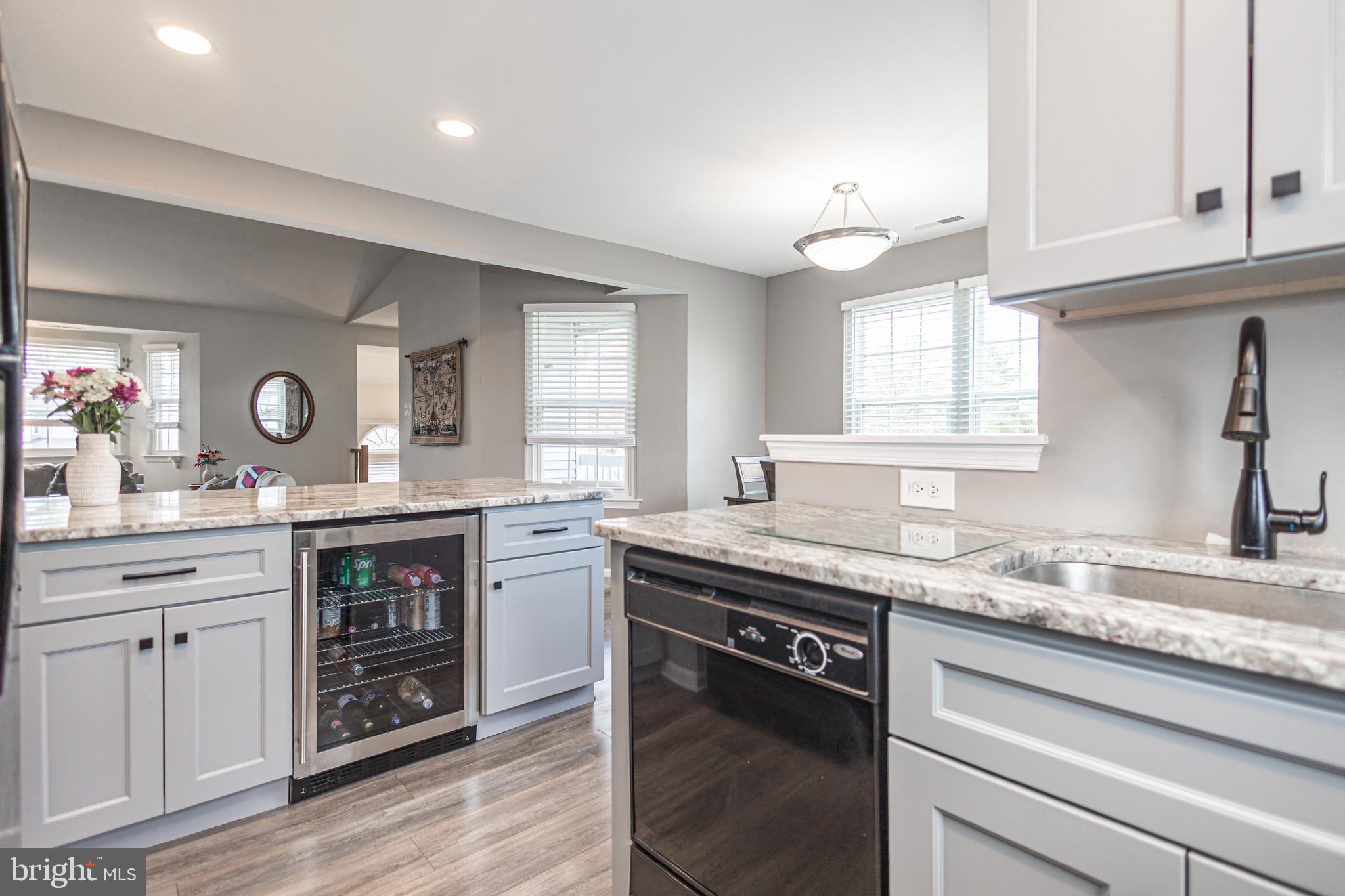 ROSE HOLLOW - Residential