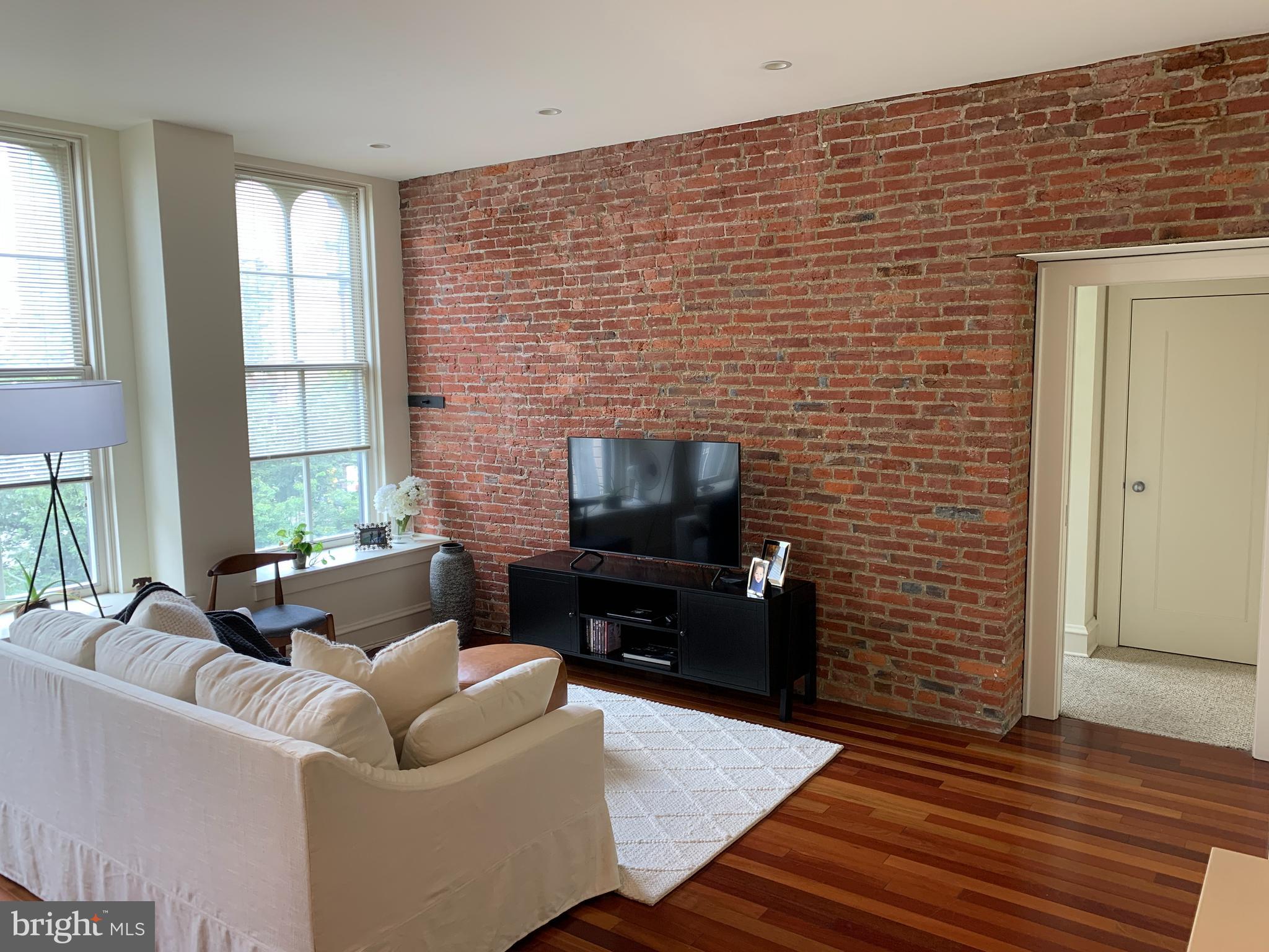 OLD CITY - Residential Lease