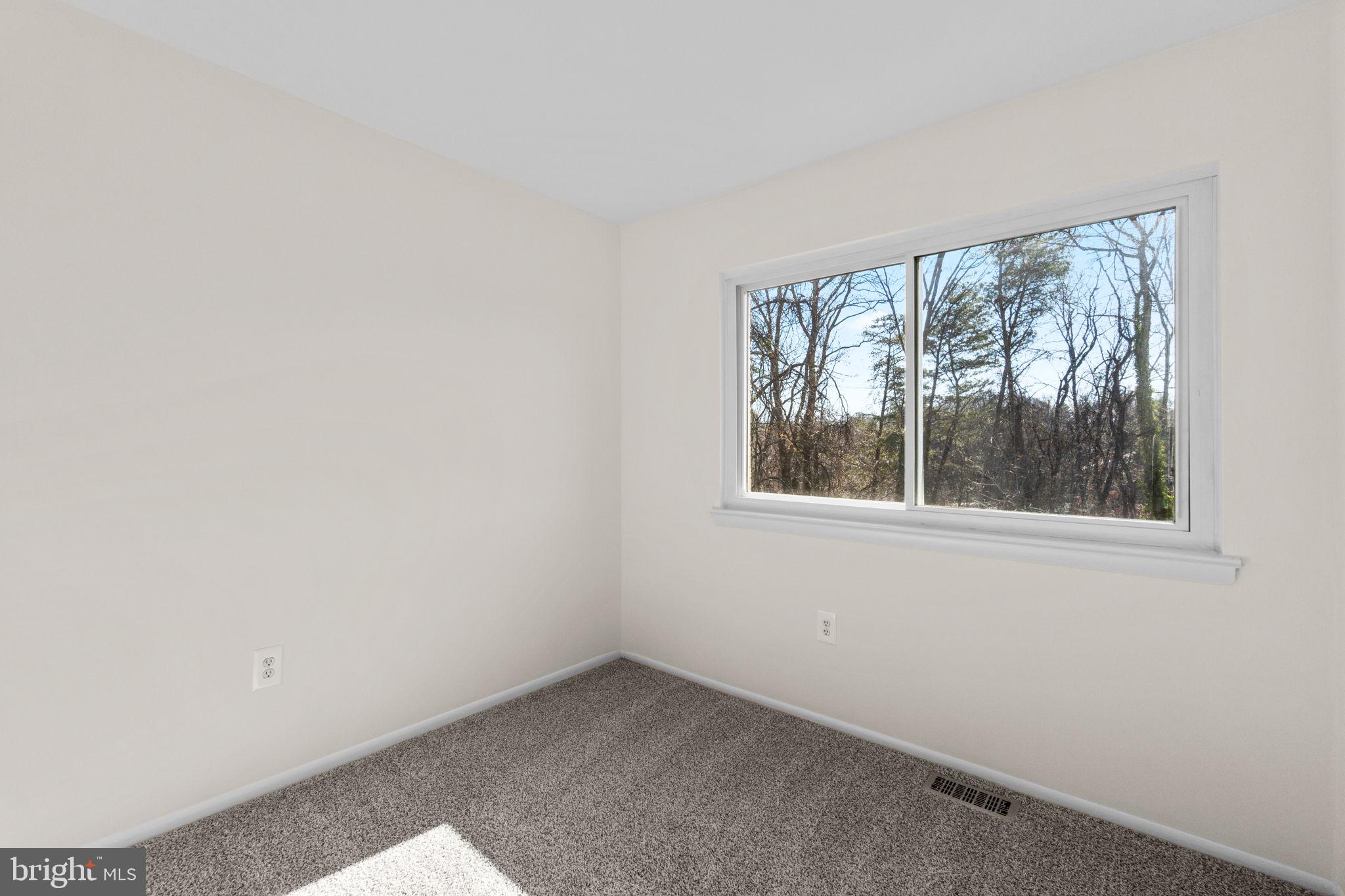 DISCOVERY ACRES - Residential