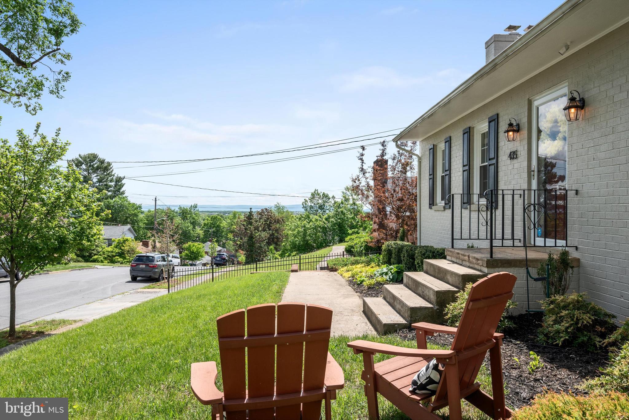 TOAN & YOST - Residential