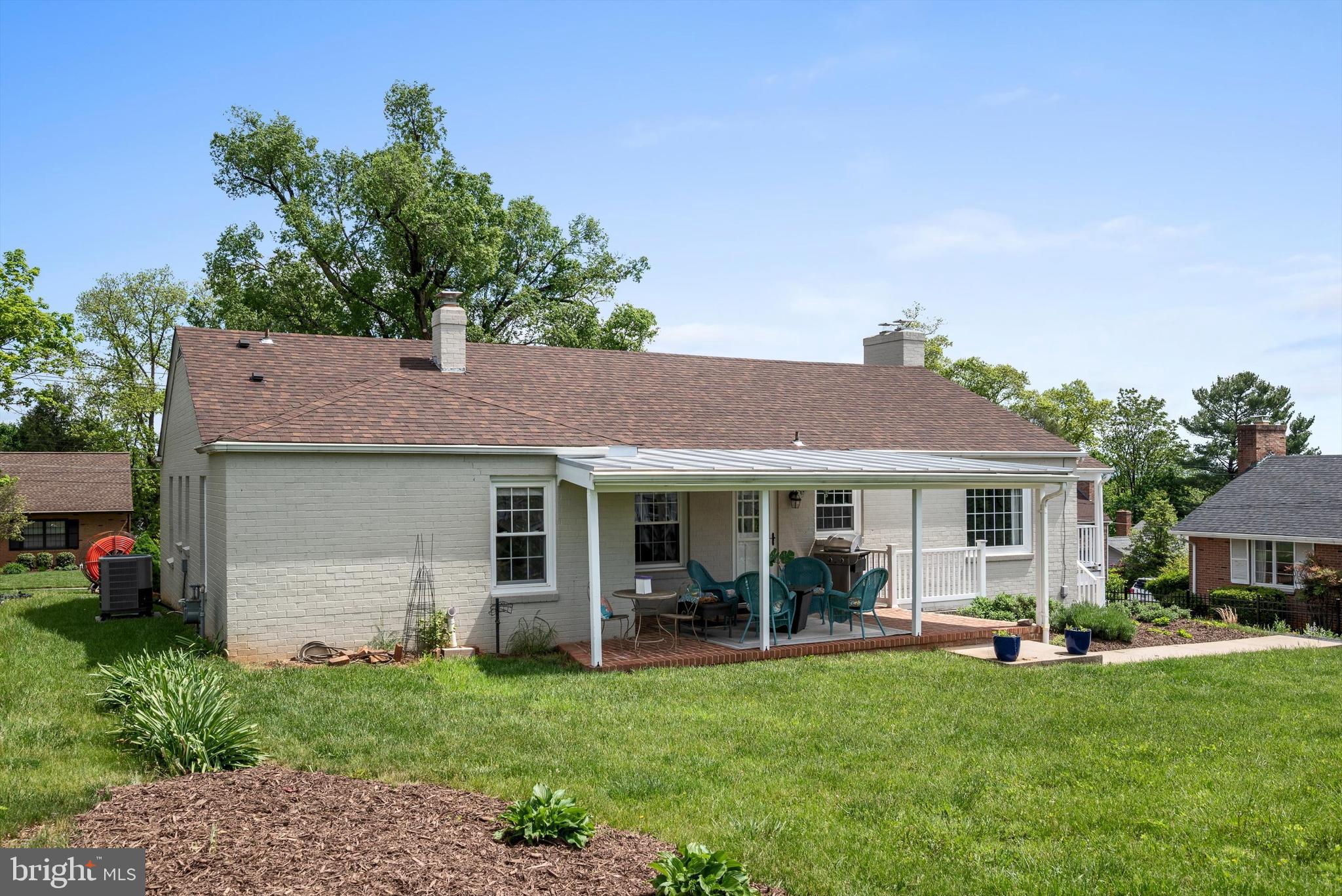 TOAN & YOST - Residential