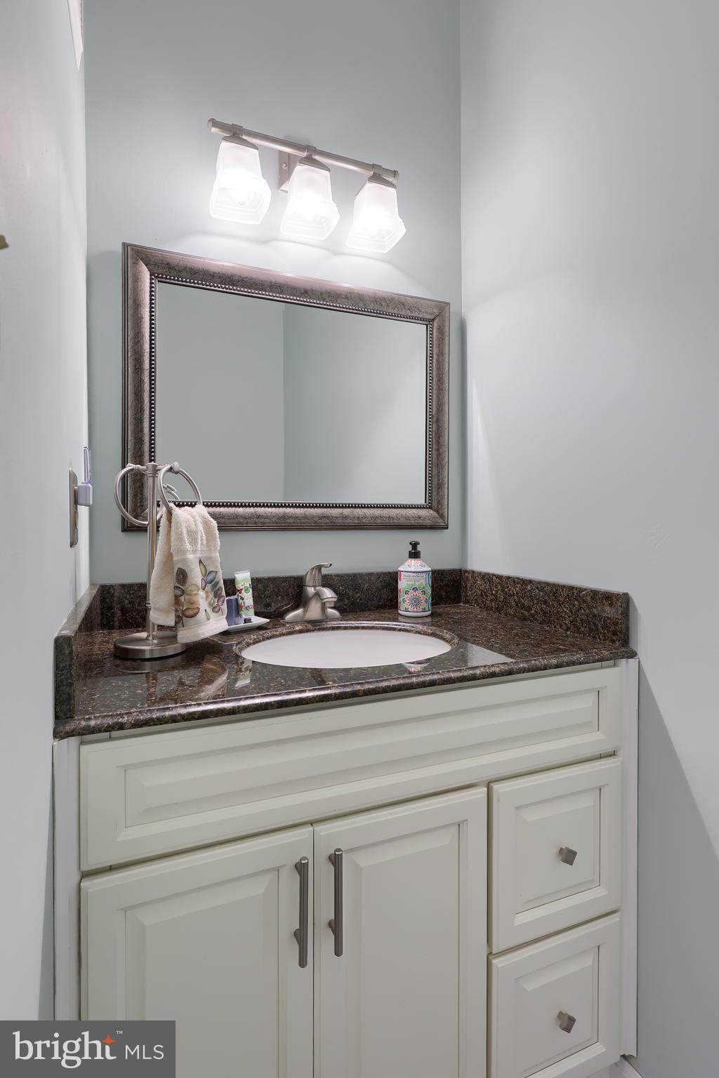 THOMAS GARDENS - Residential